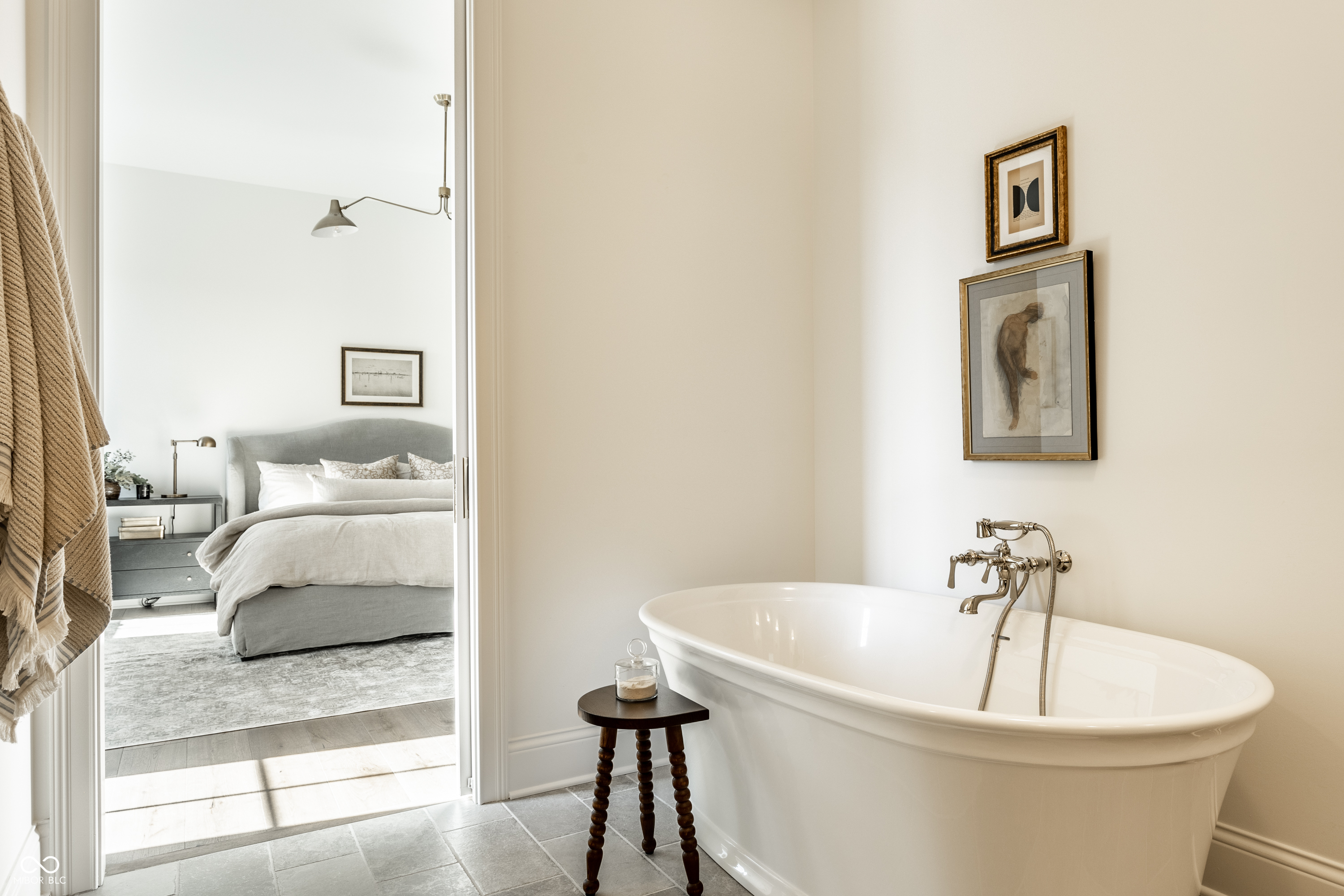 3528 Marketplace Court