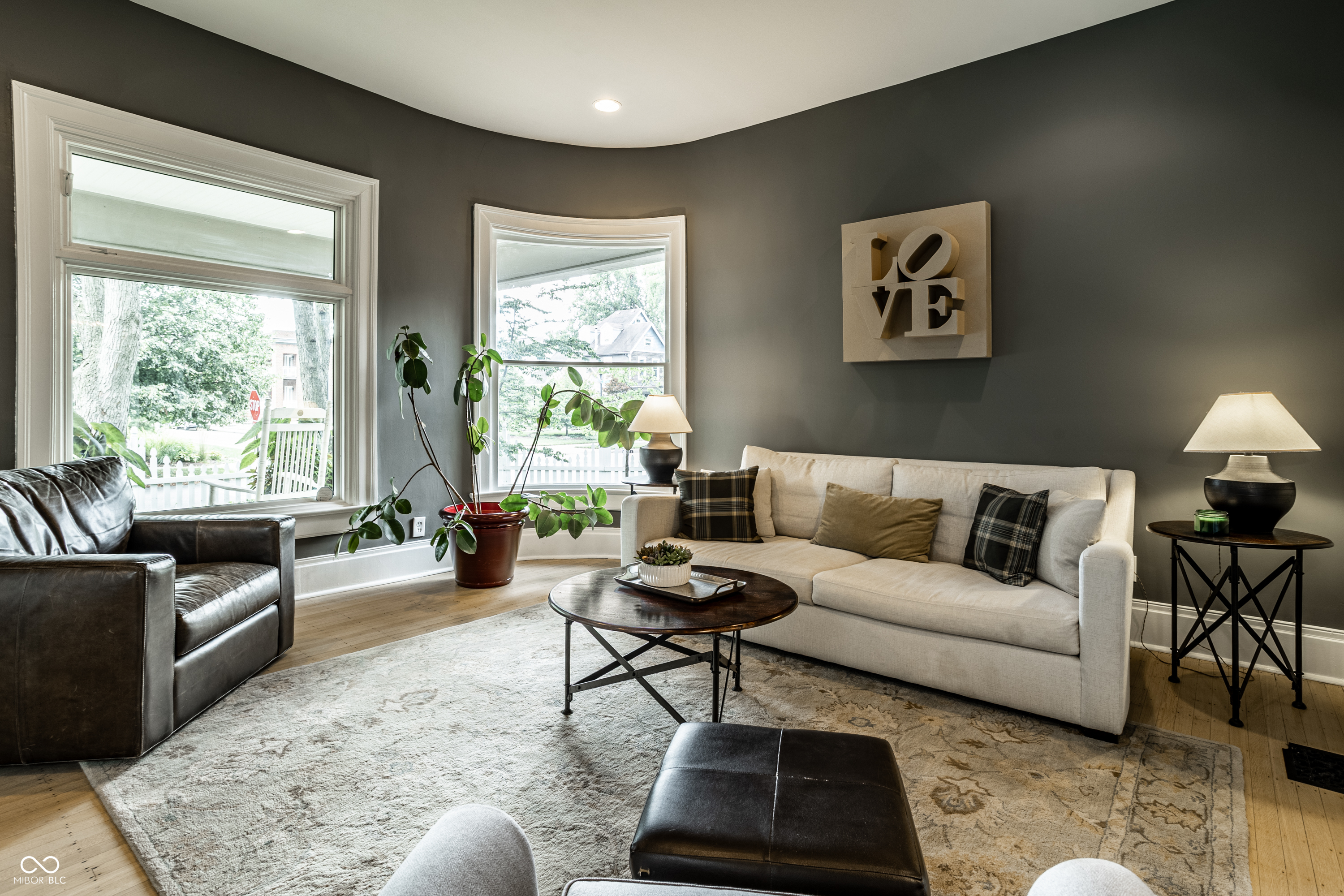 2404 Broadway Street