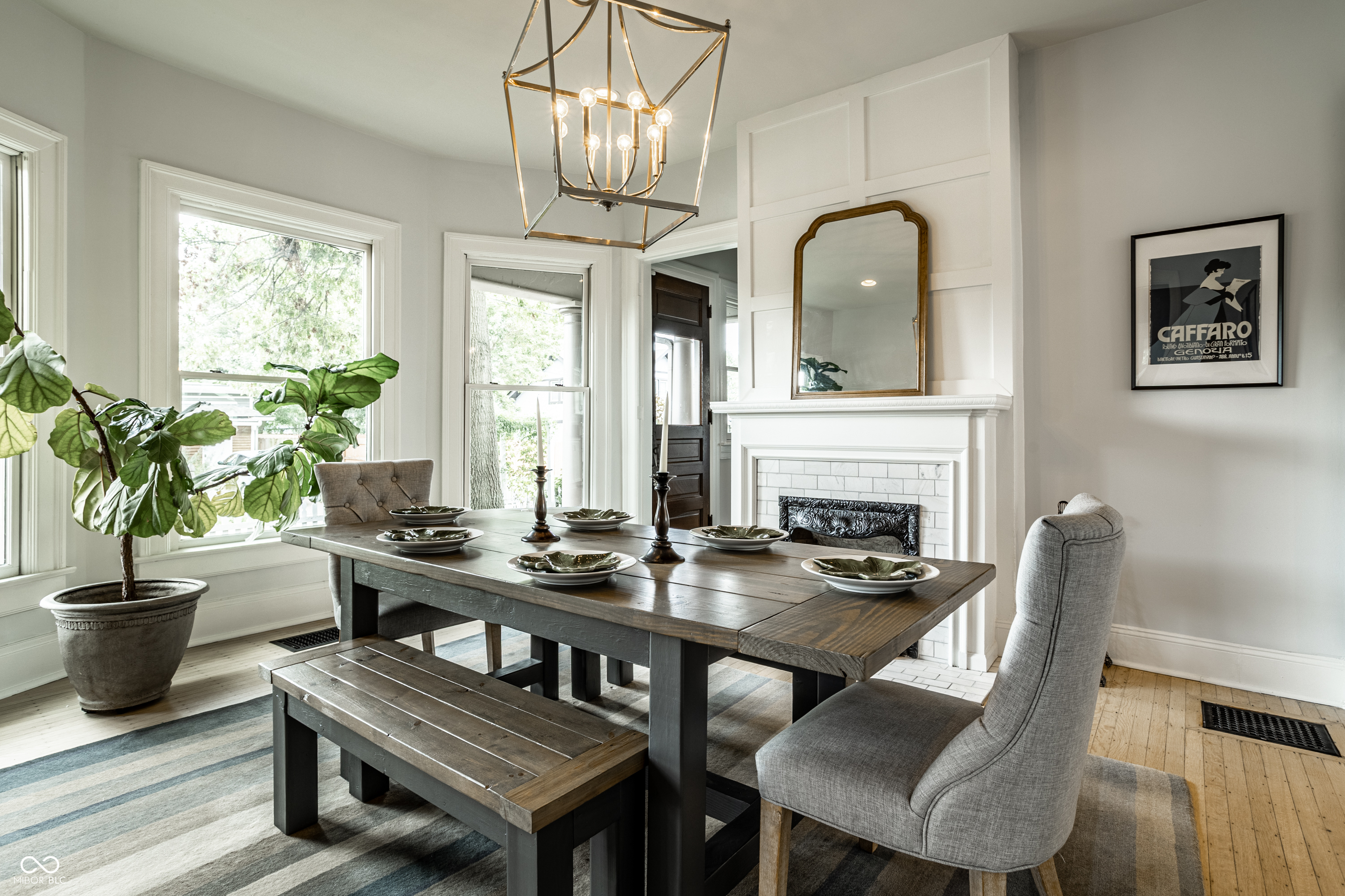 2404 Broadway Street