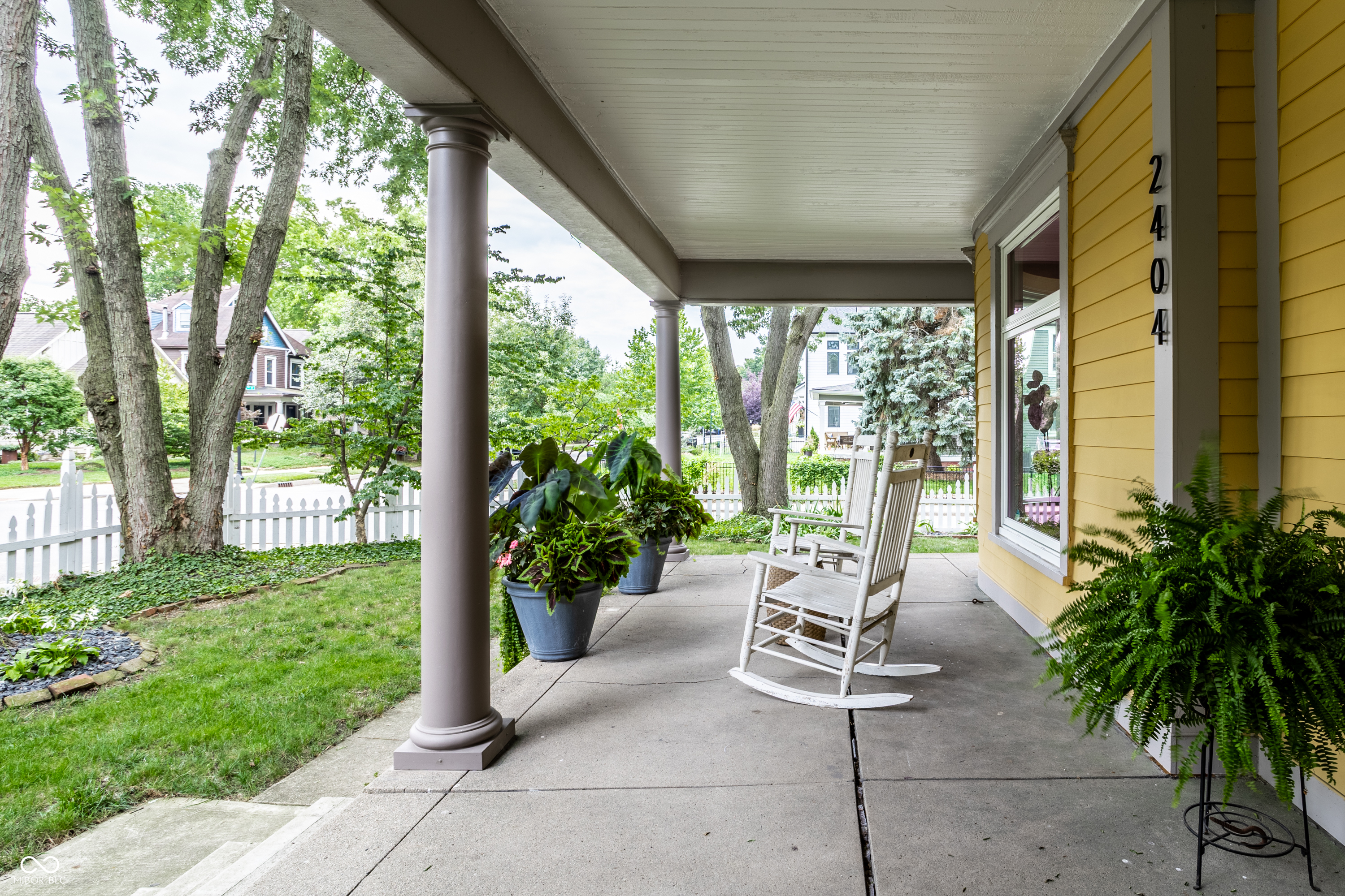 2404 Broadway Street