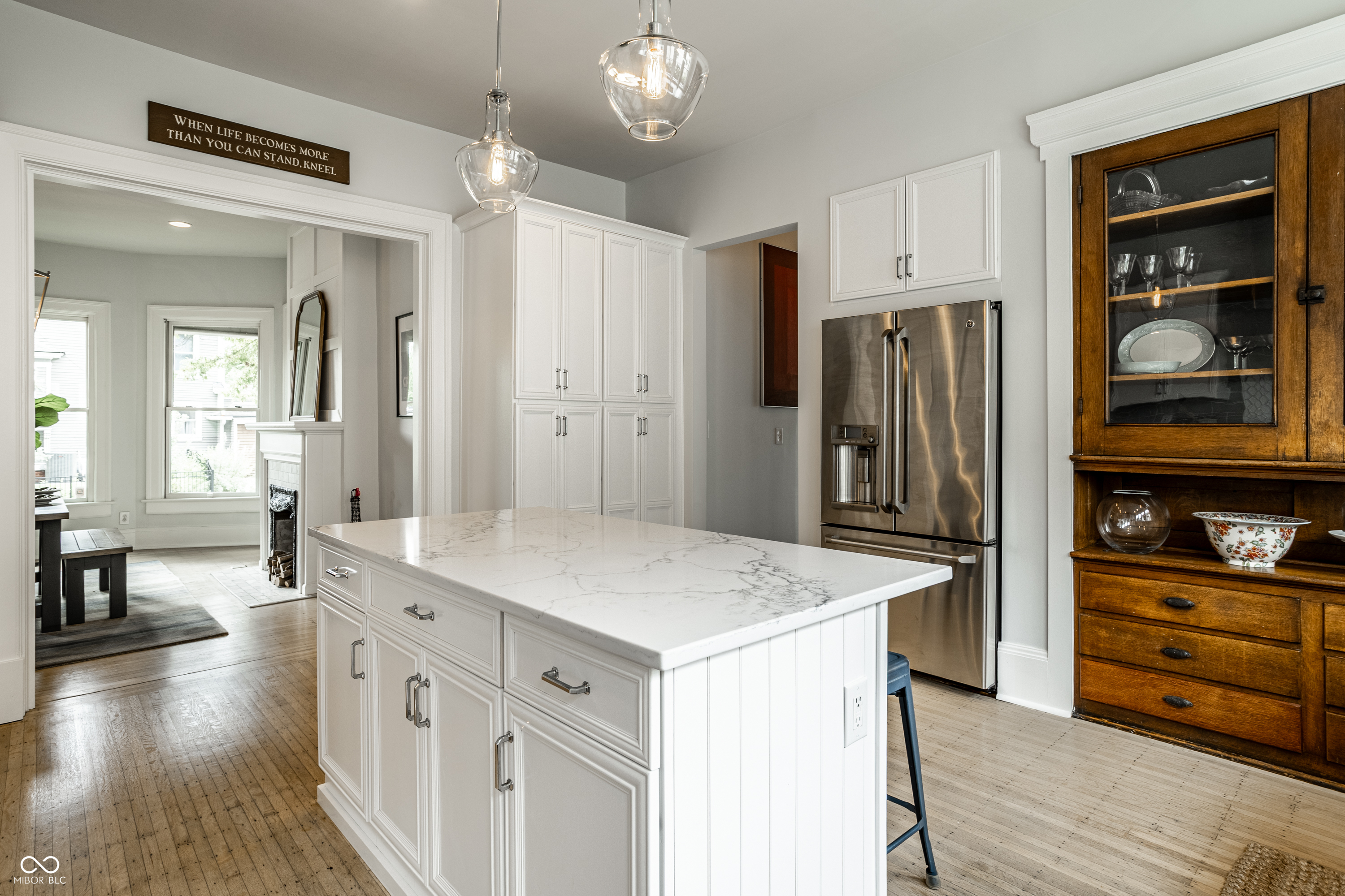 2404 Broadway Street