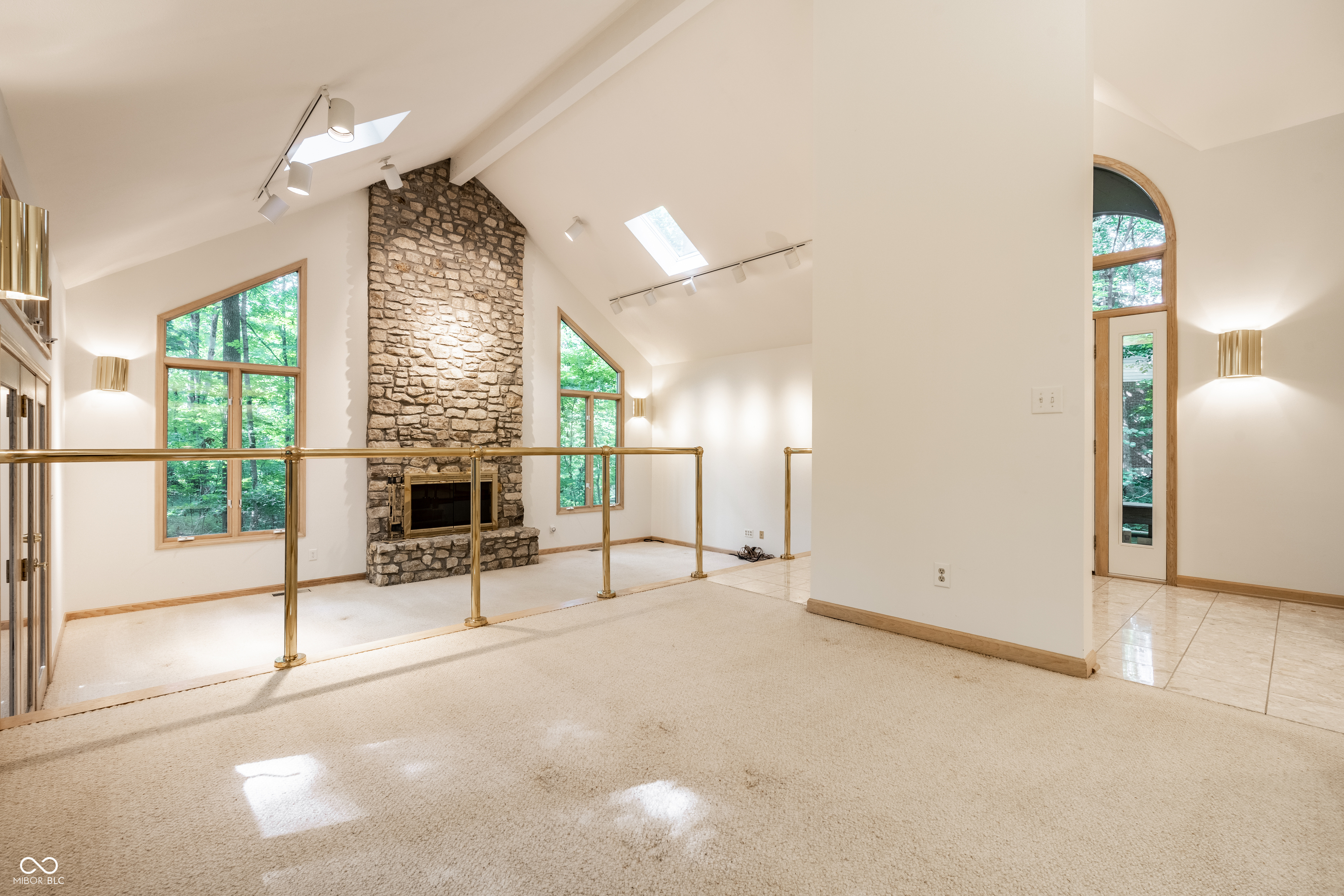 10975 Windjammer Drive S