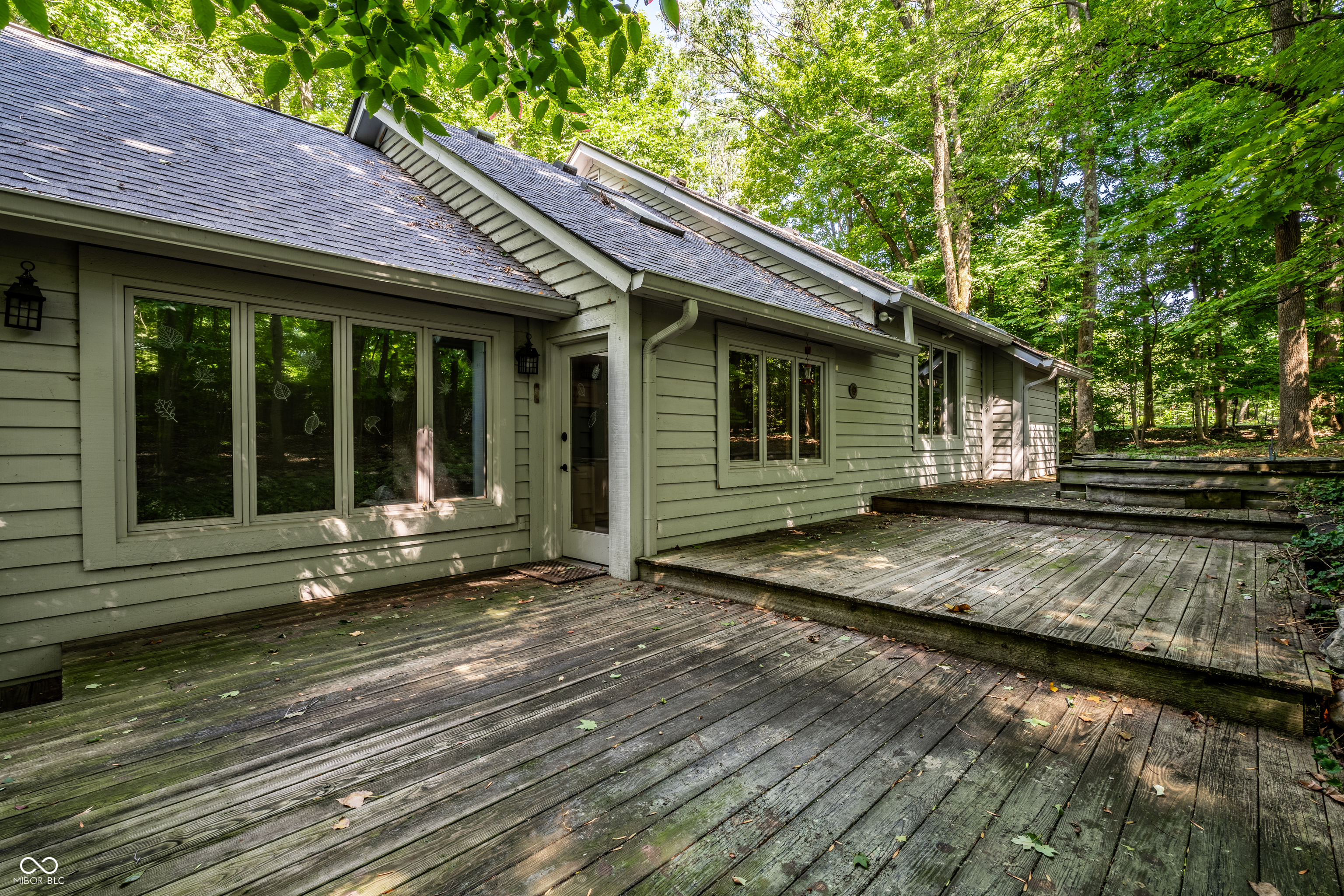 10975 Windjammer Drive S