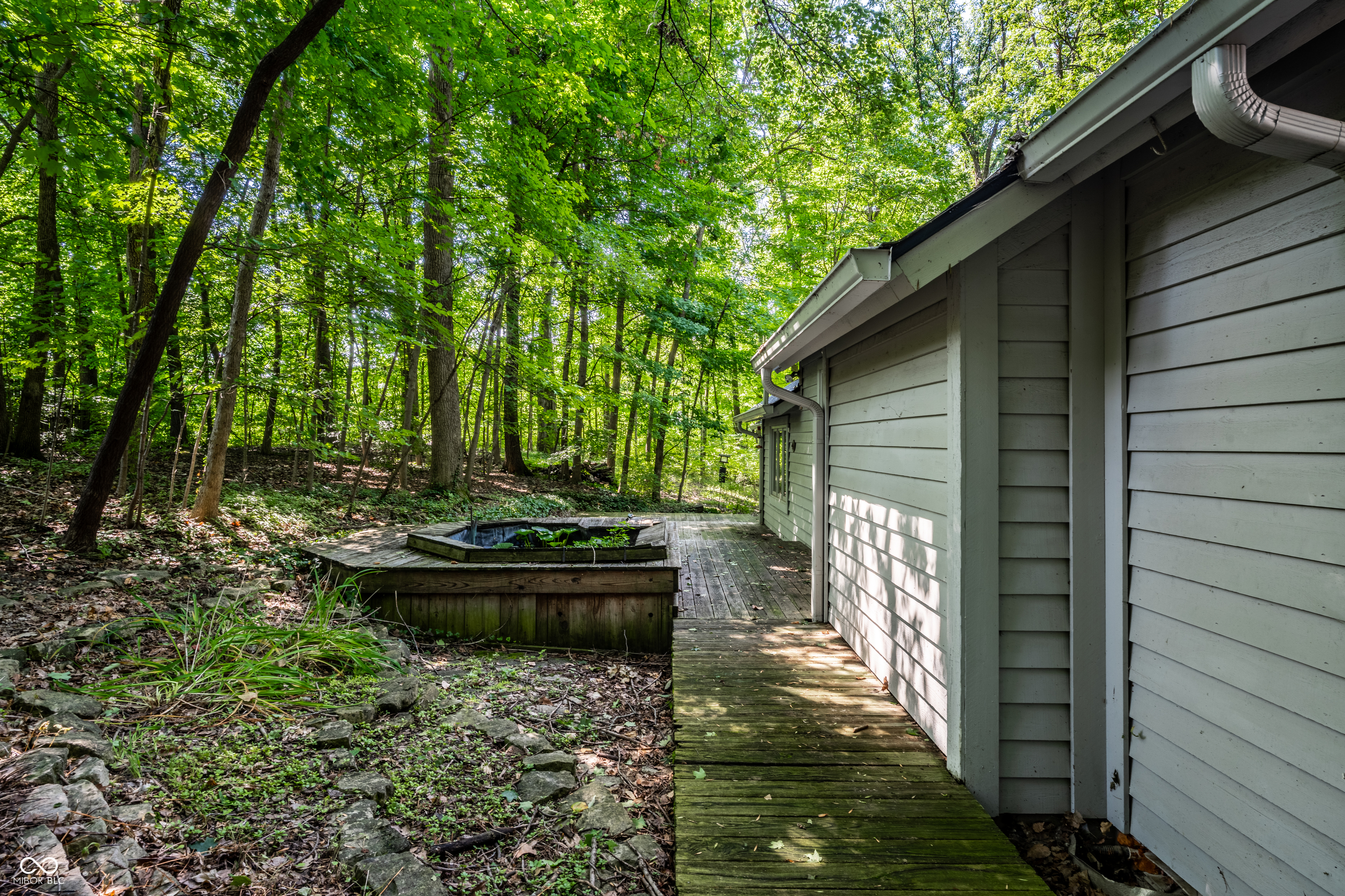 10975 Windjammer Drive S