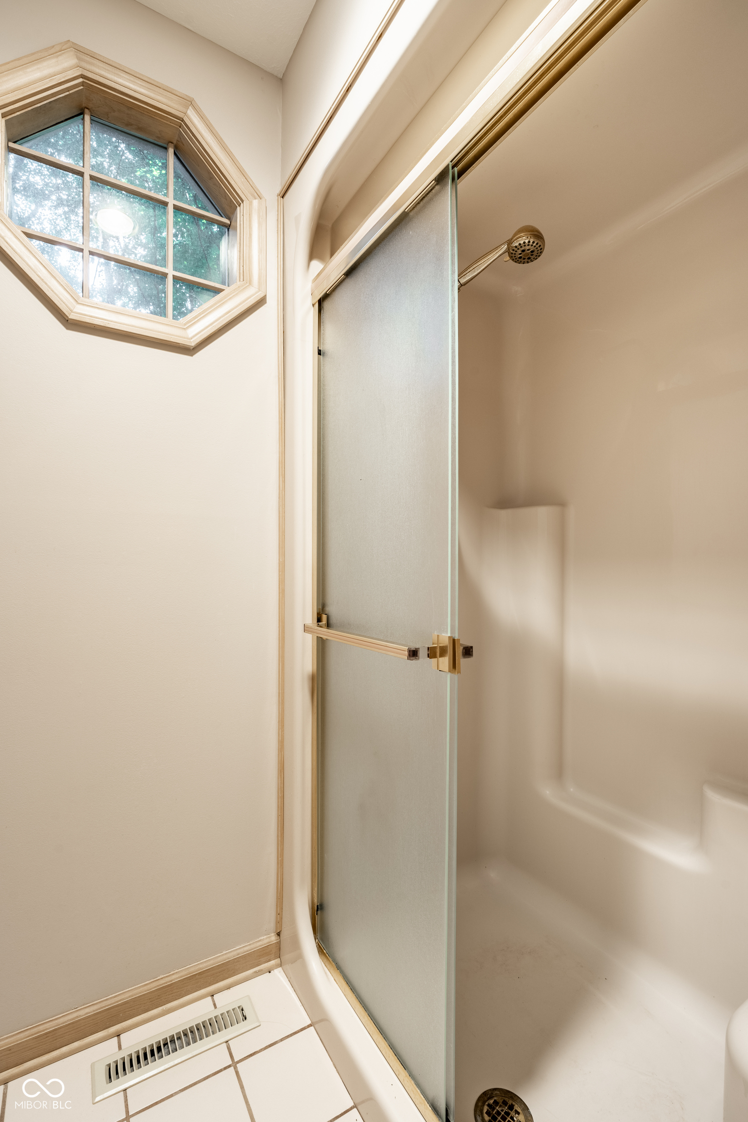 10975 Windjammer Drive S