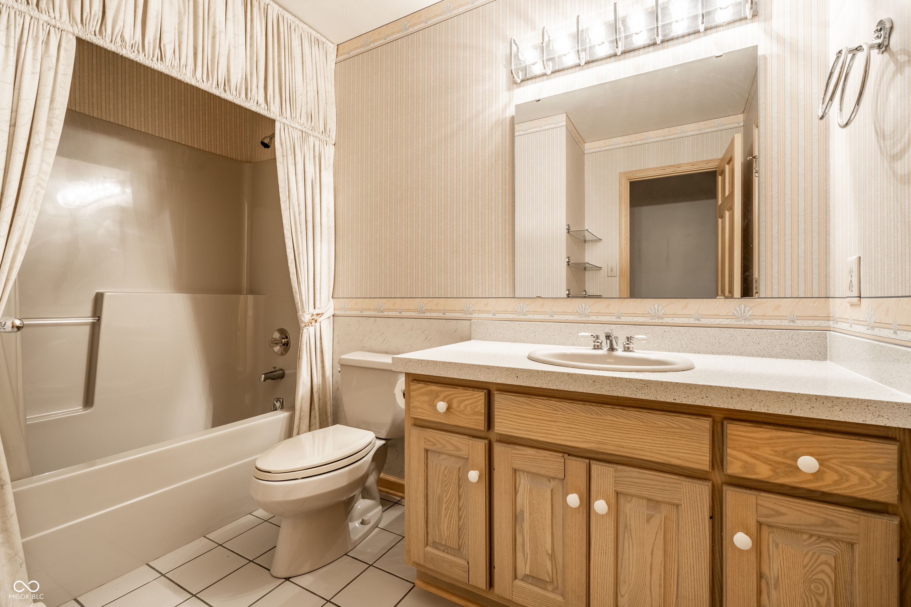 10975 Windjammer Drive S