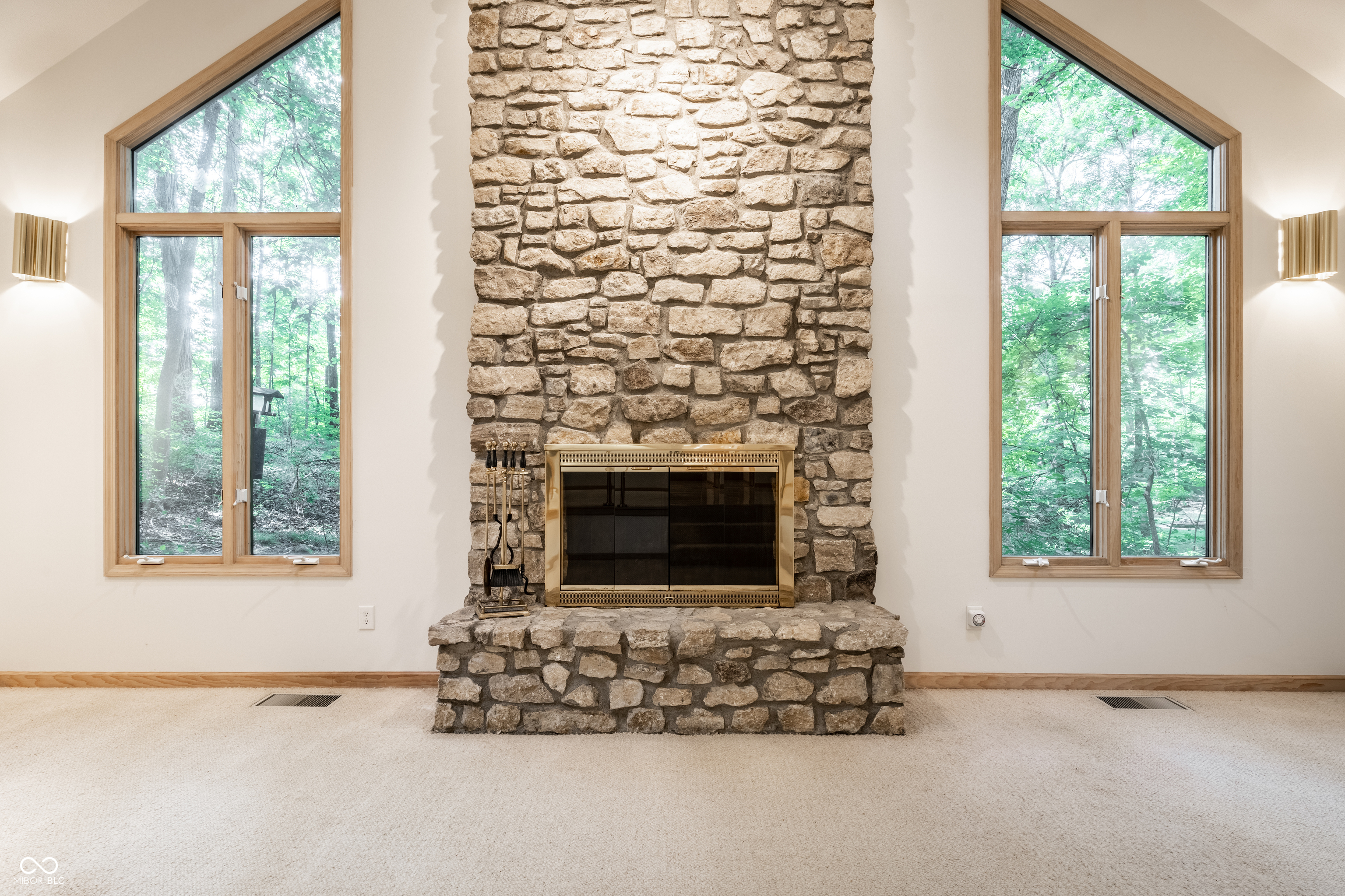 10975 Windjammer Drive S