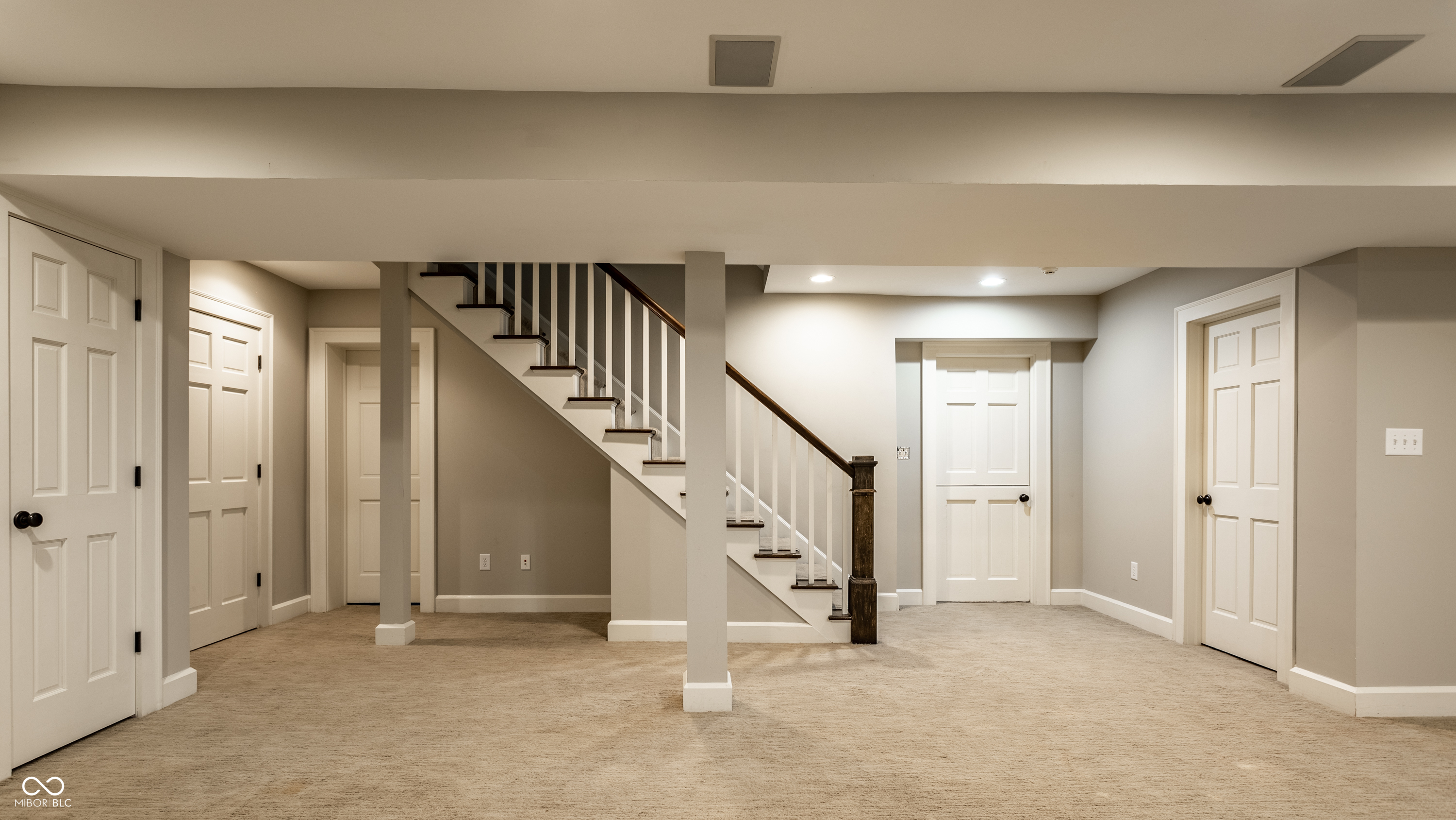 5245 N Washington Boulevard