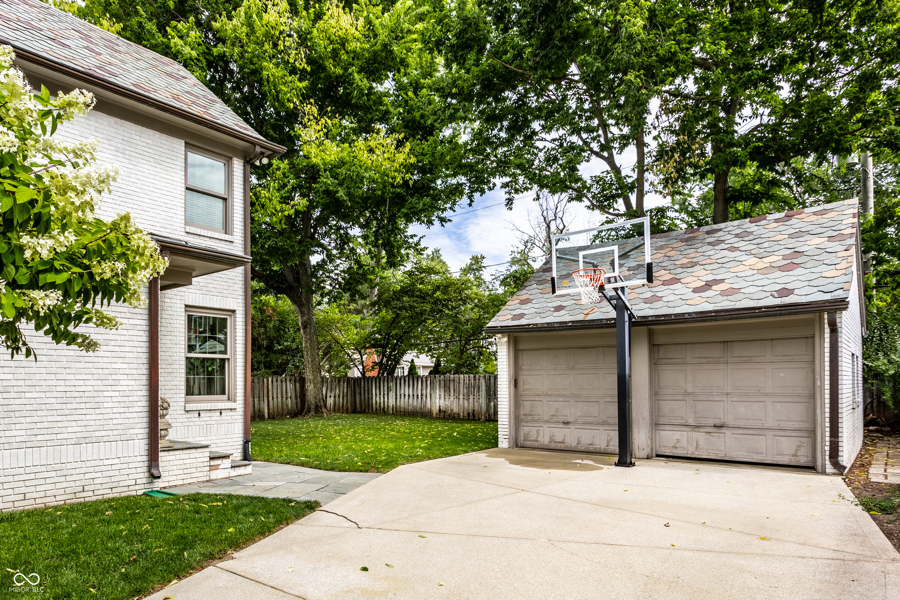 5245 N Washington Boulevard