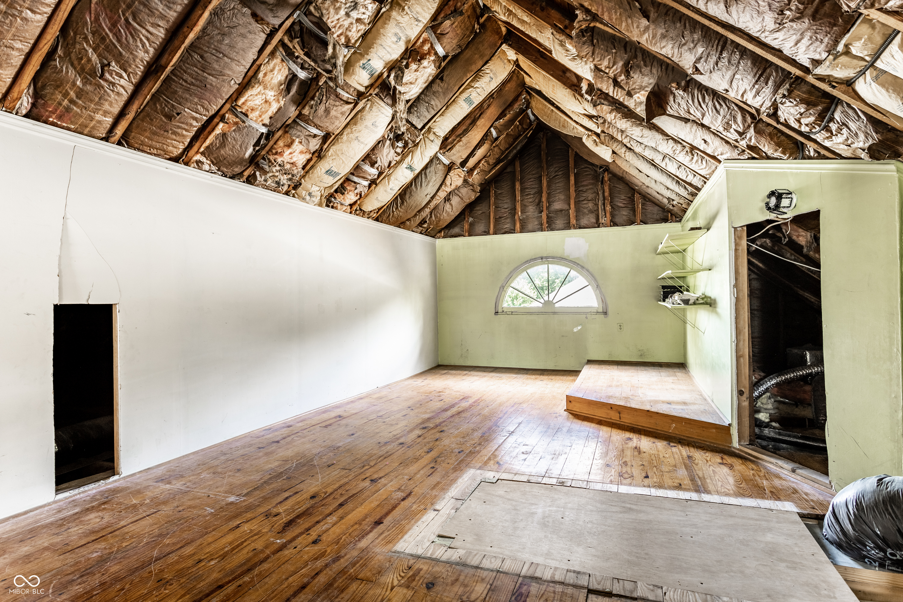 5245 N Washington Boulevard