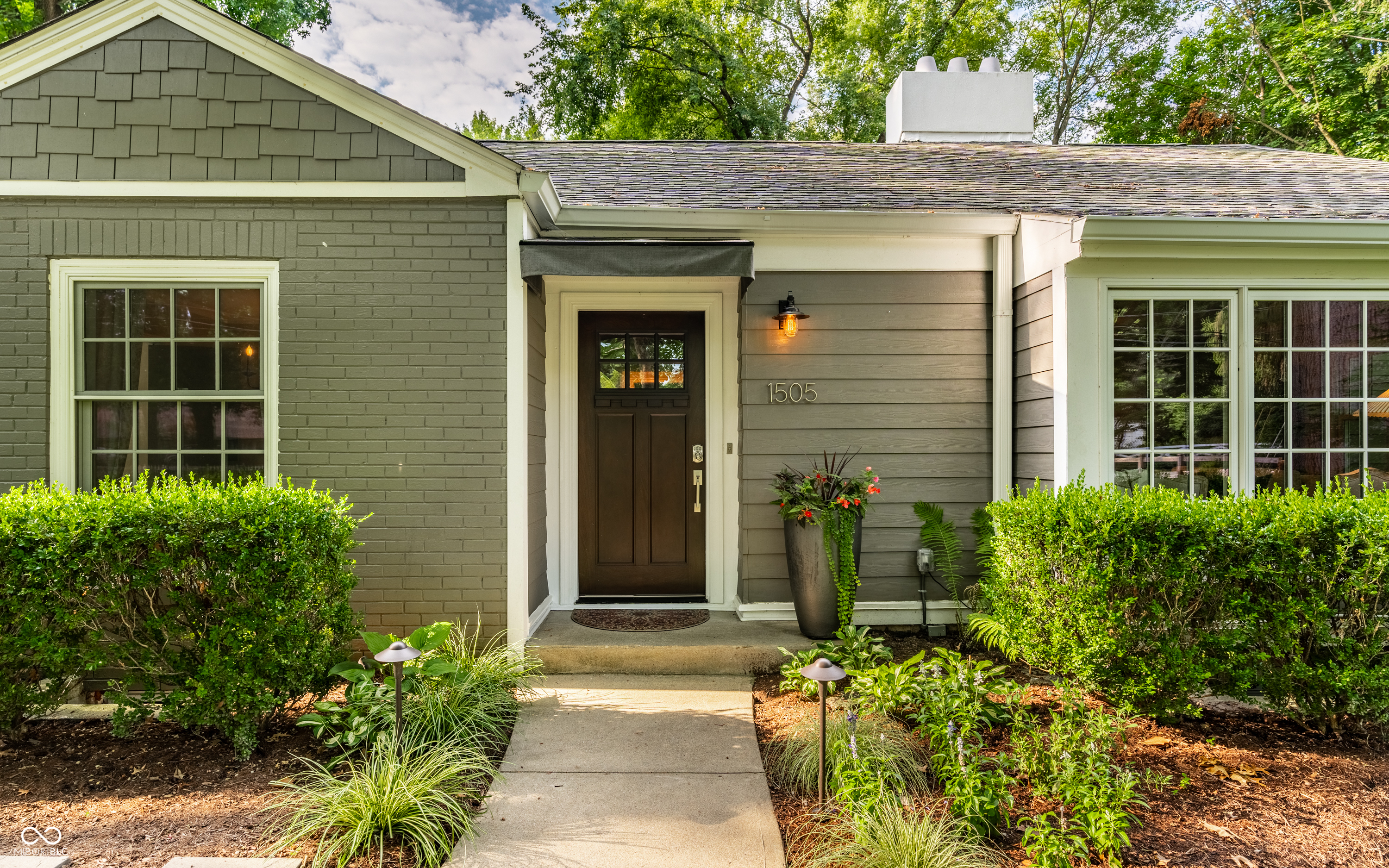 1505 E 80th Street