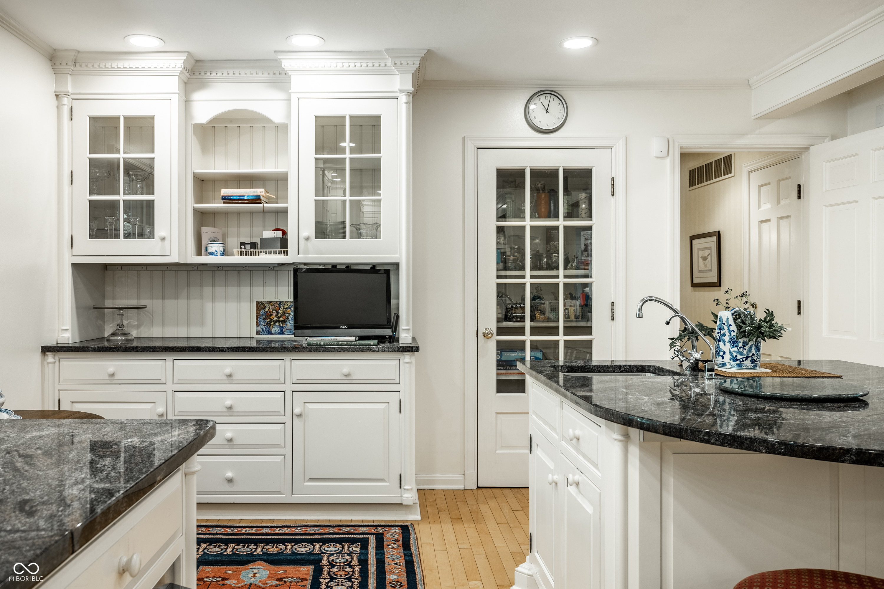 8121 N Illinois Street