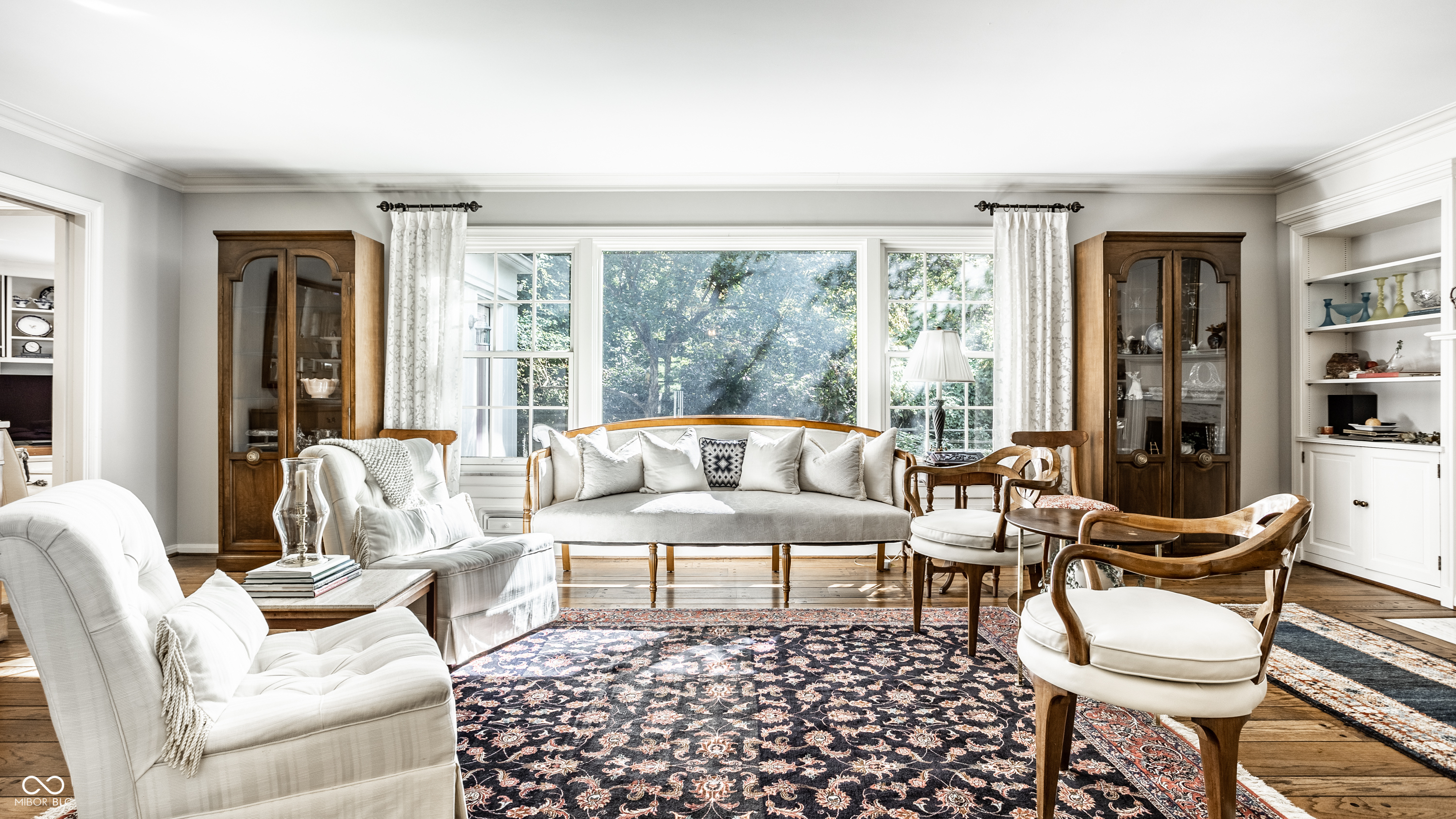 8121 N Illinois Street