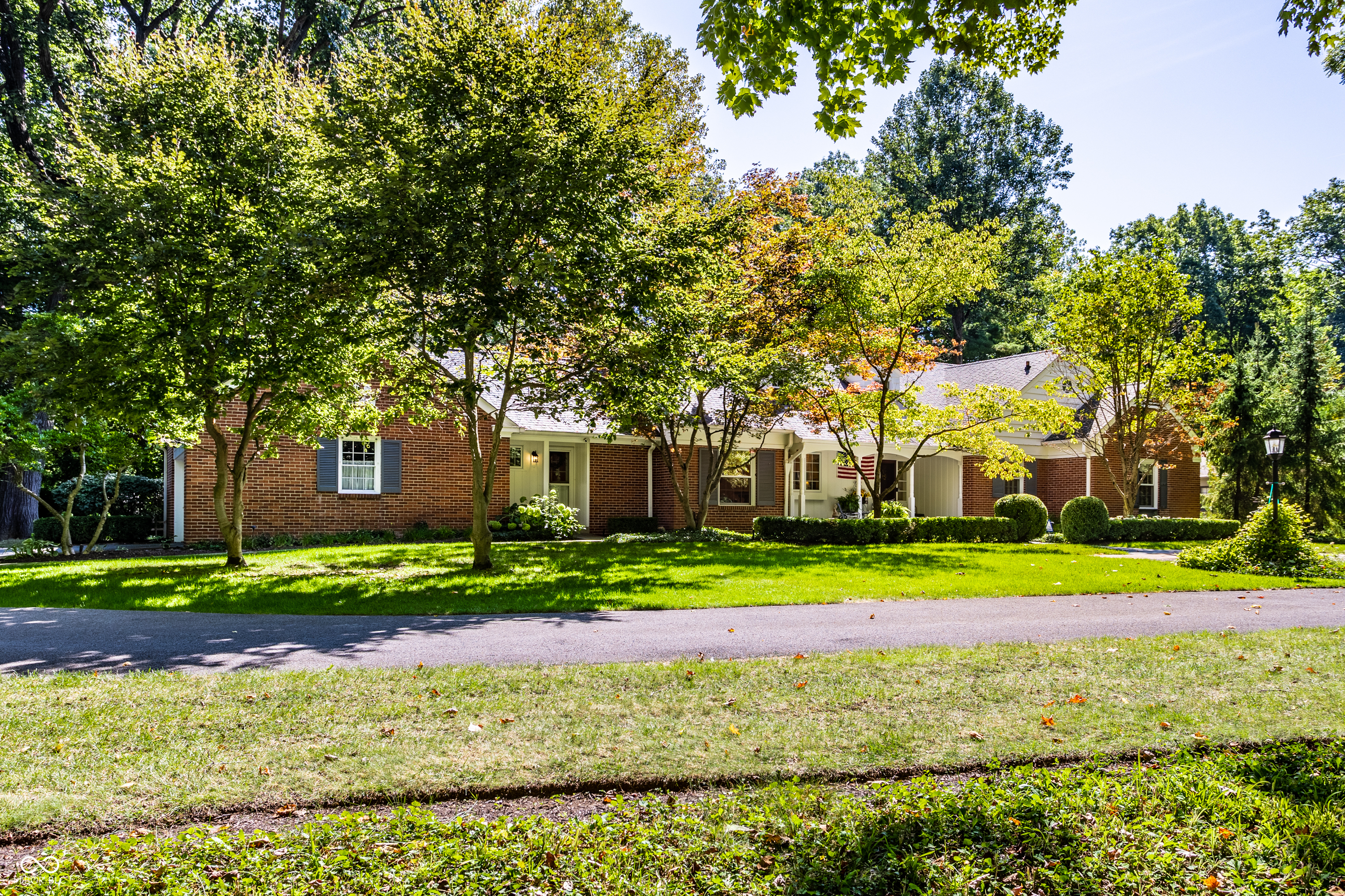 8121 N Illinois Street