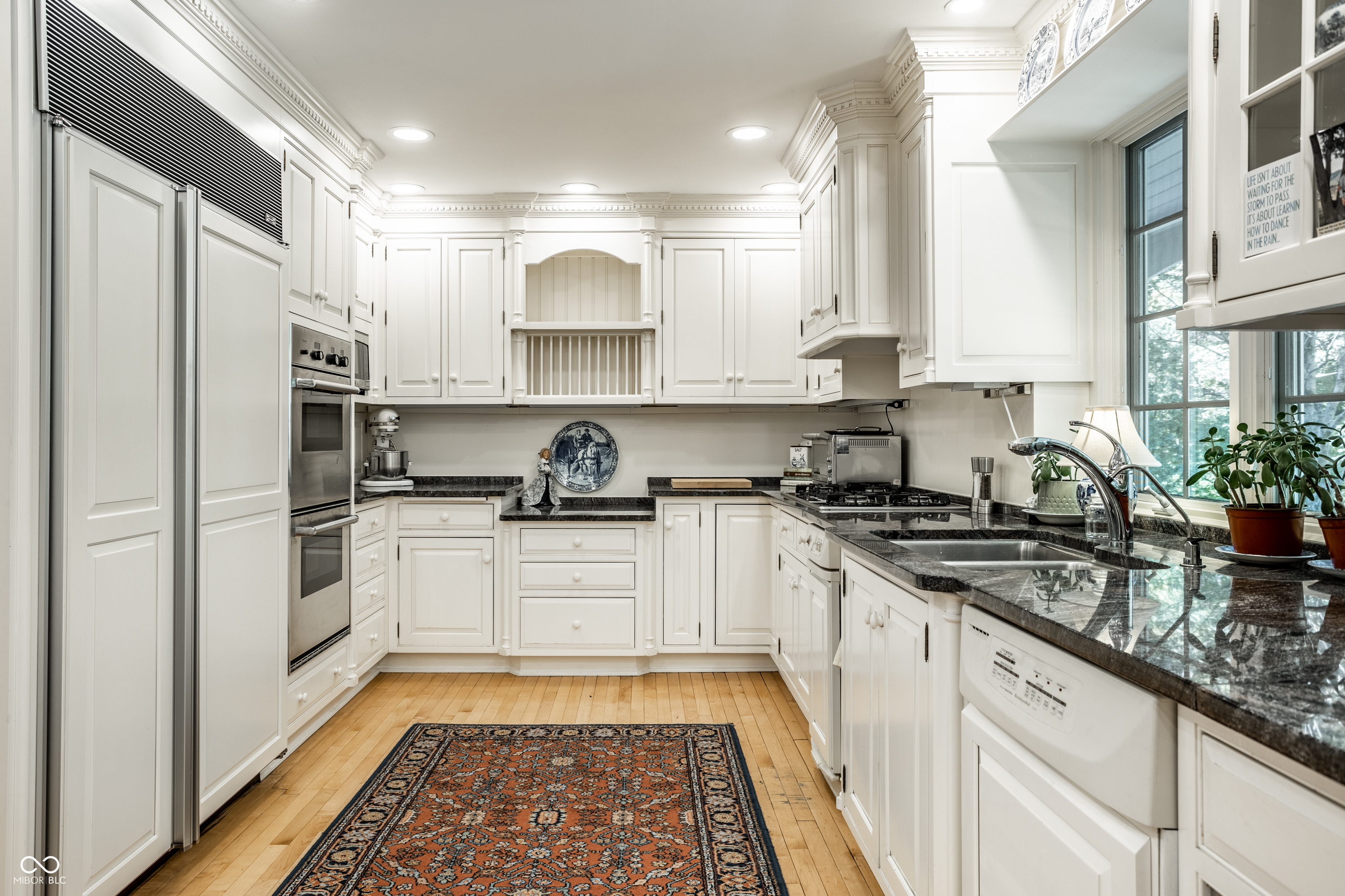 8121 N Illinois Street