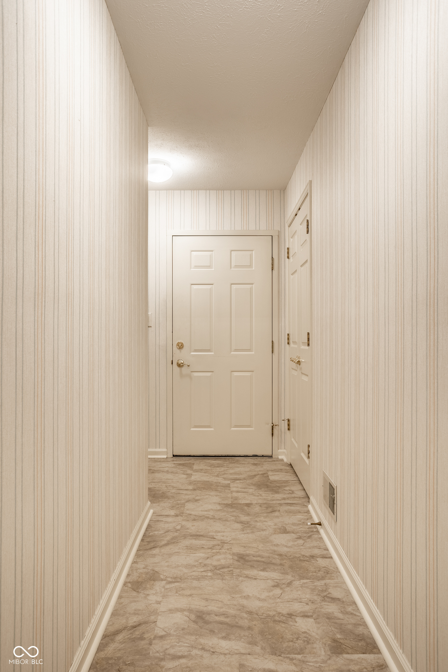 9271 Spring Lakes Drive