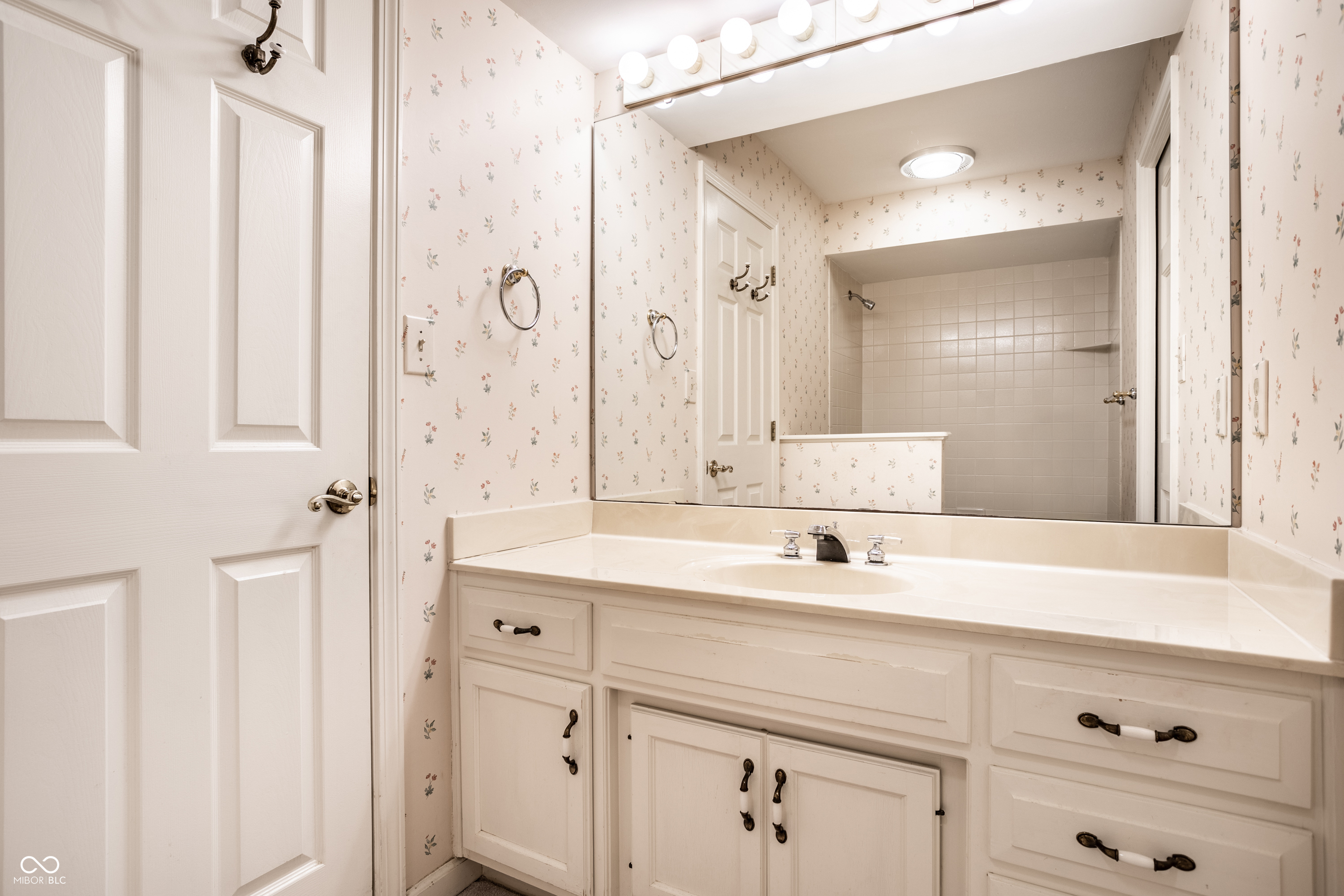 9271 Spring Lakes Drive