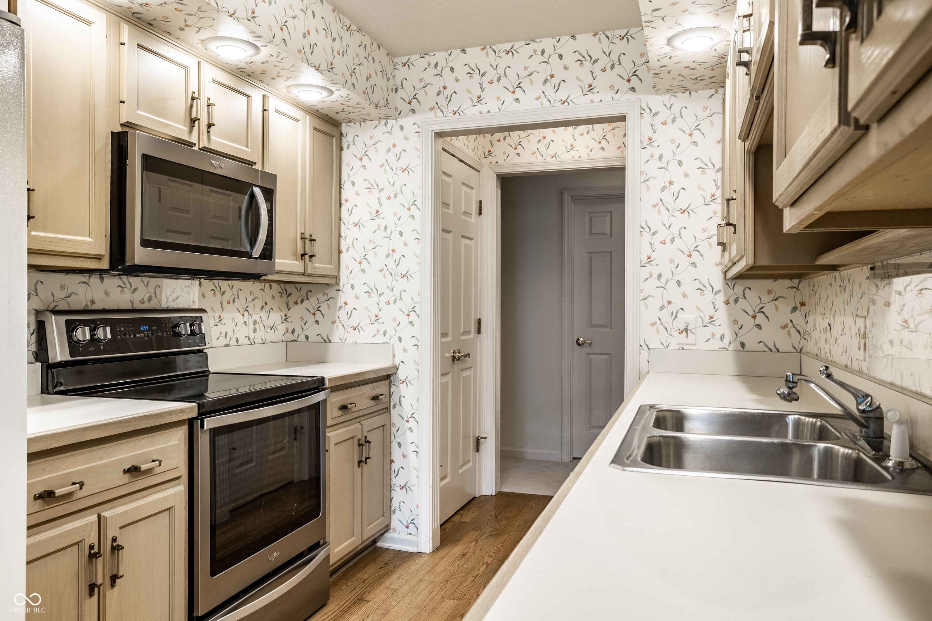 9271 Spring Lakes Drive