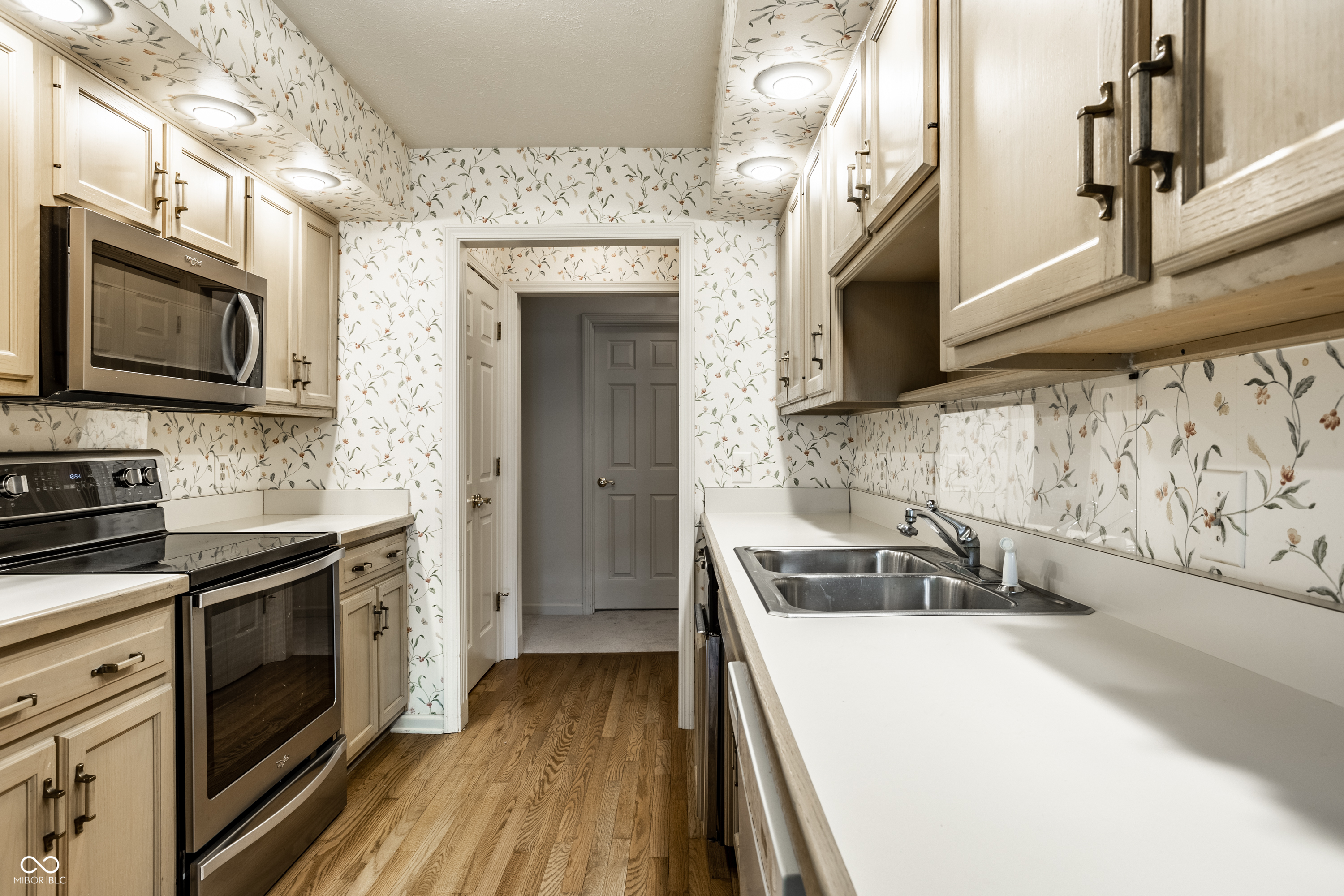 9271 Spring Lakes Drive