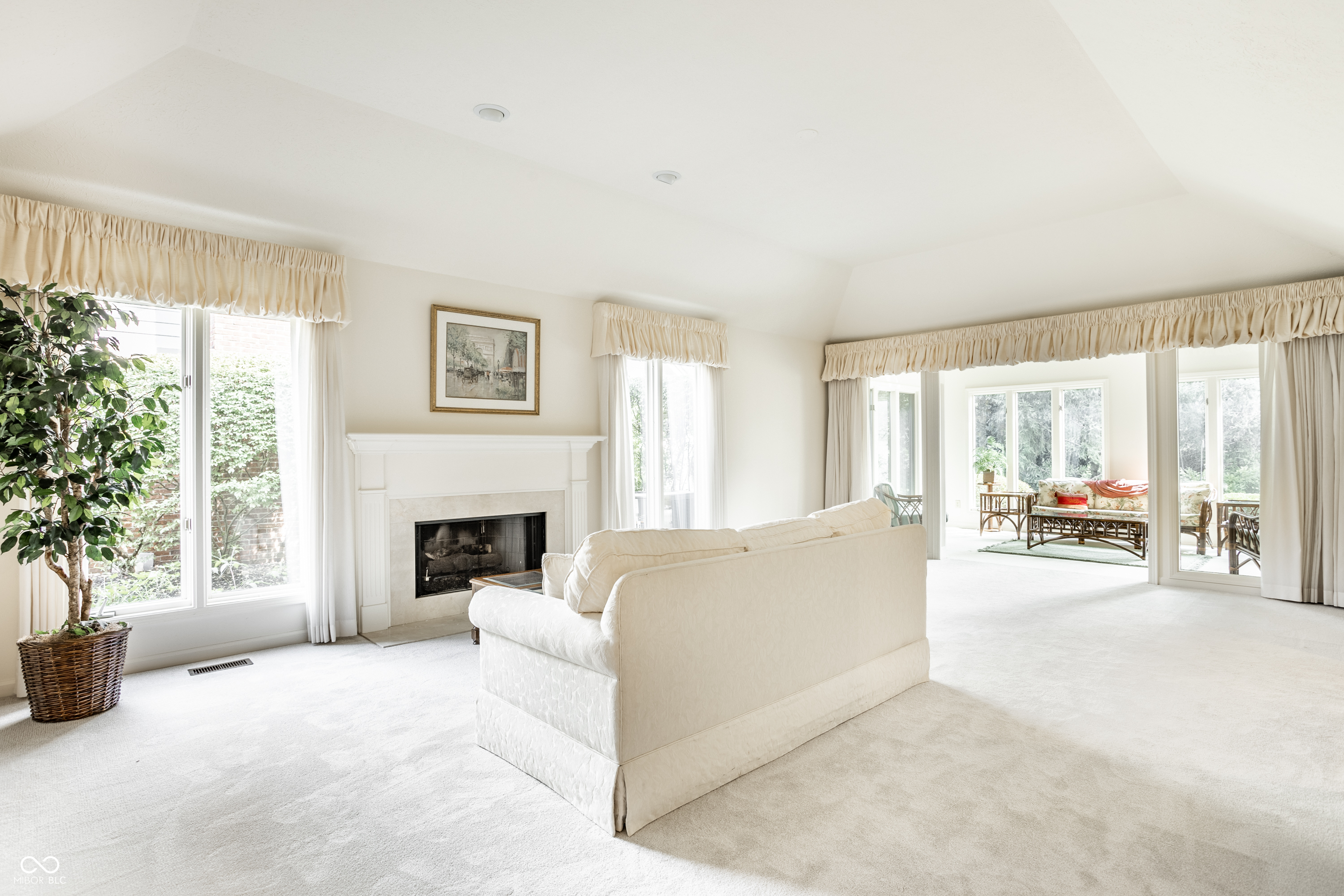 9271 Spring Lakes Drive