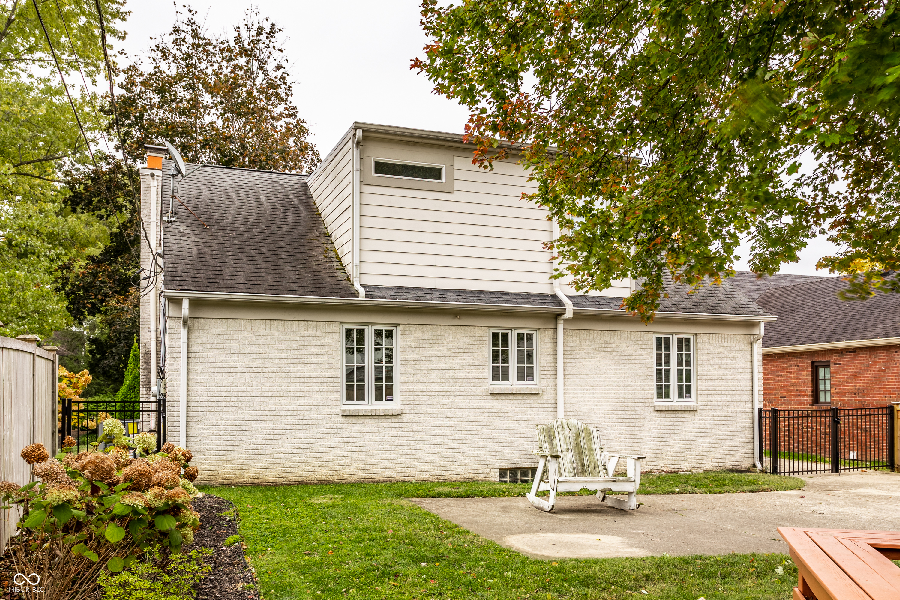 5680 N Delaware Street