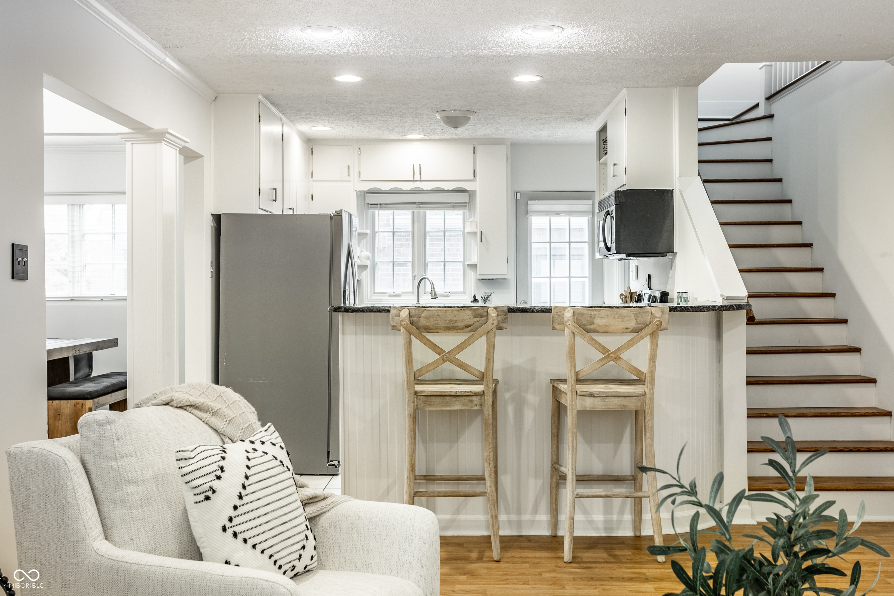 5680 N Delaware Street