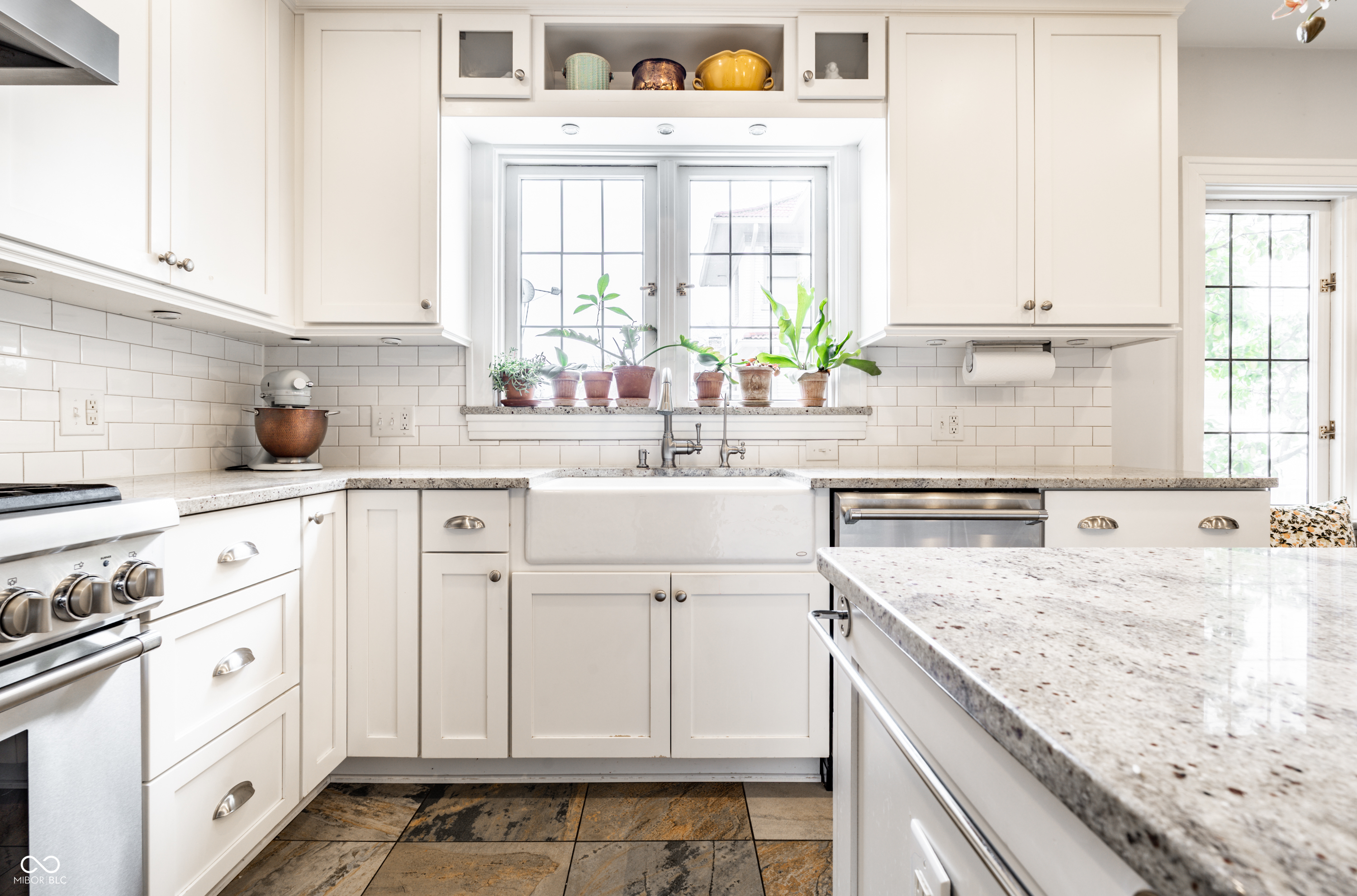 5502 Washington Boulevard