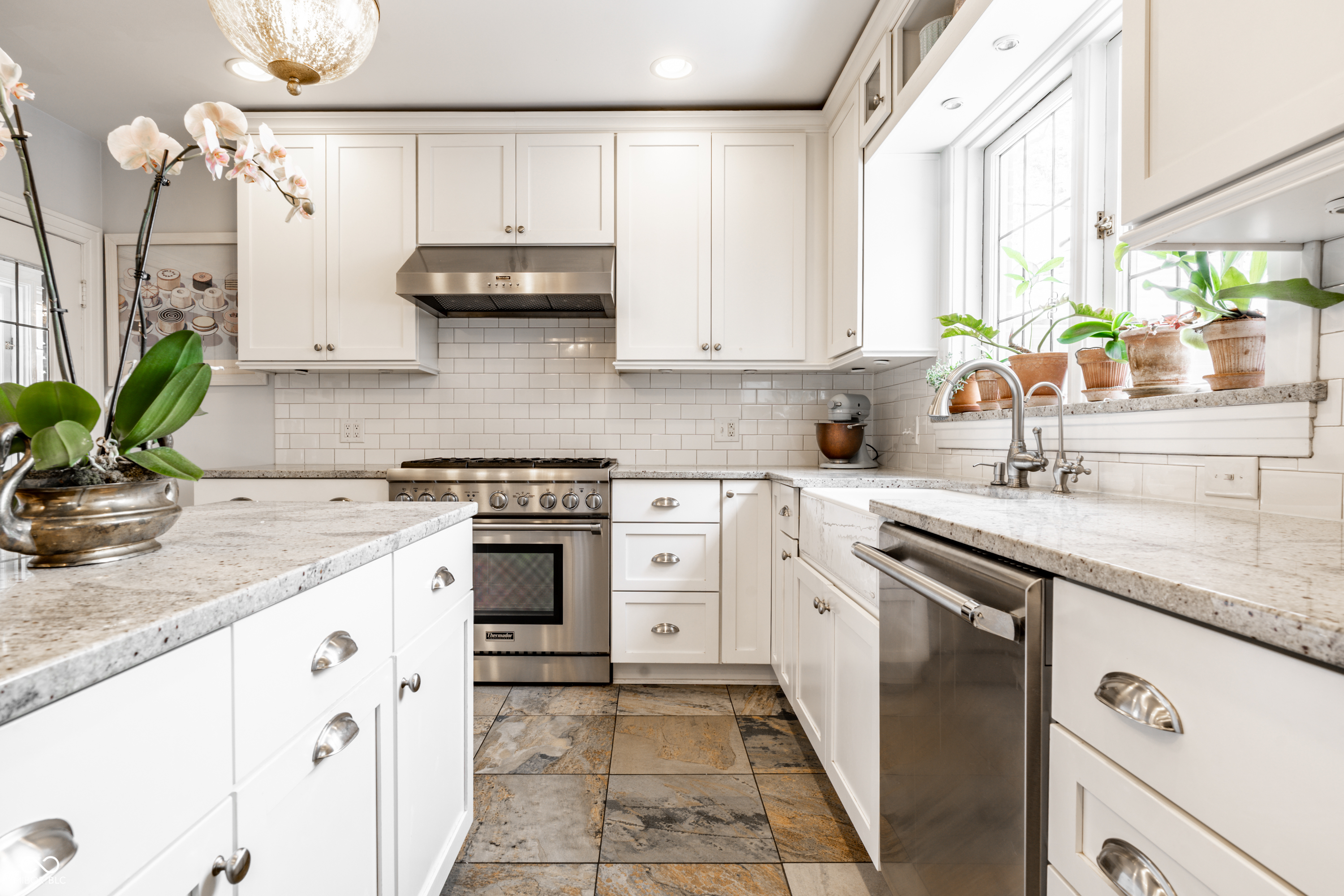 5502 Washington Boulevard