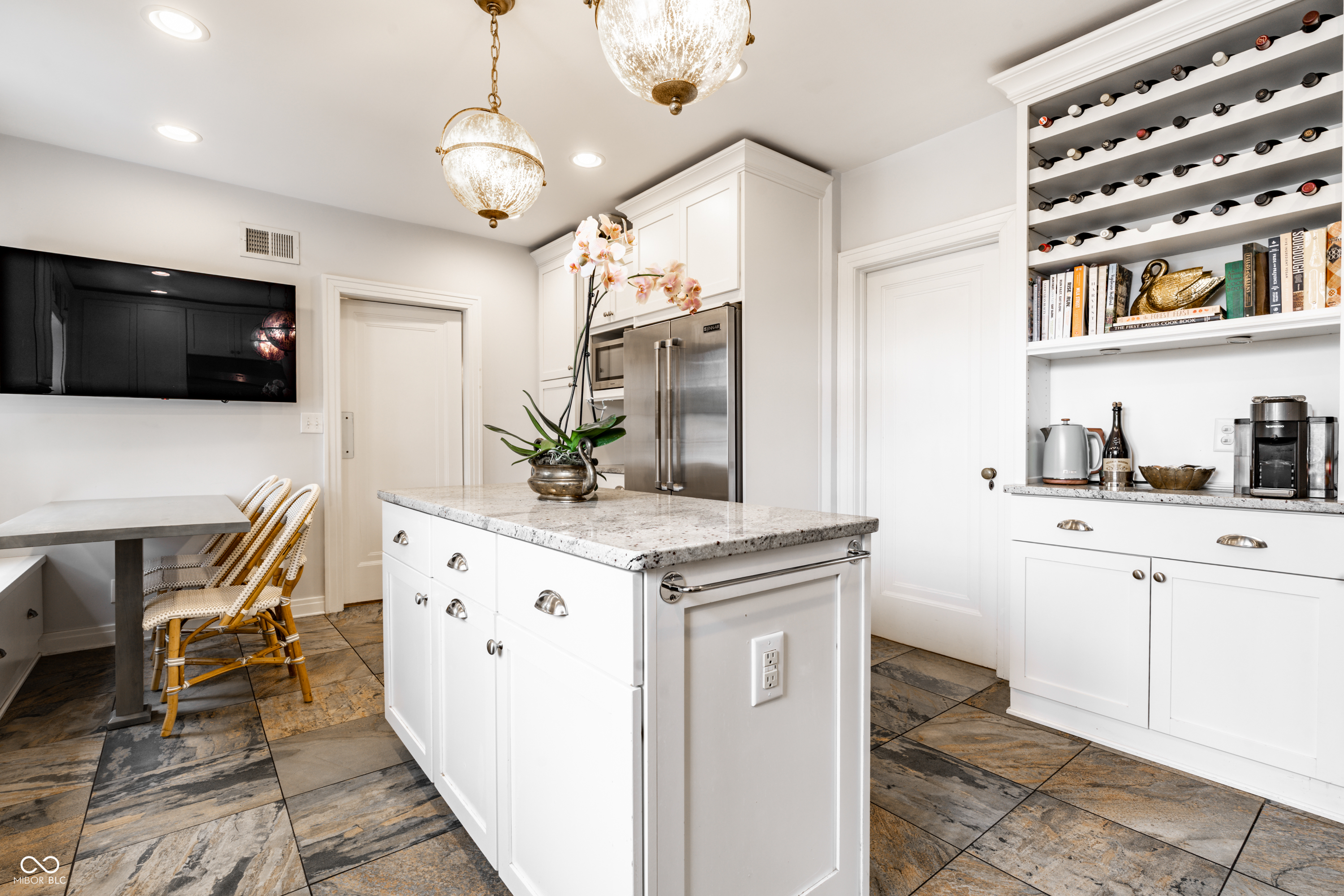 5502 Washington Boulevard