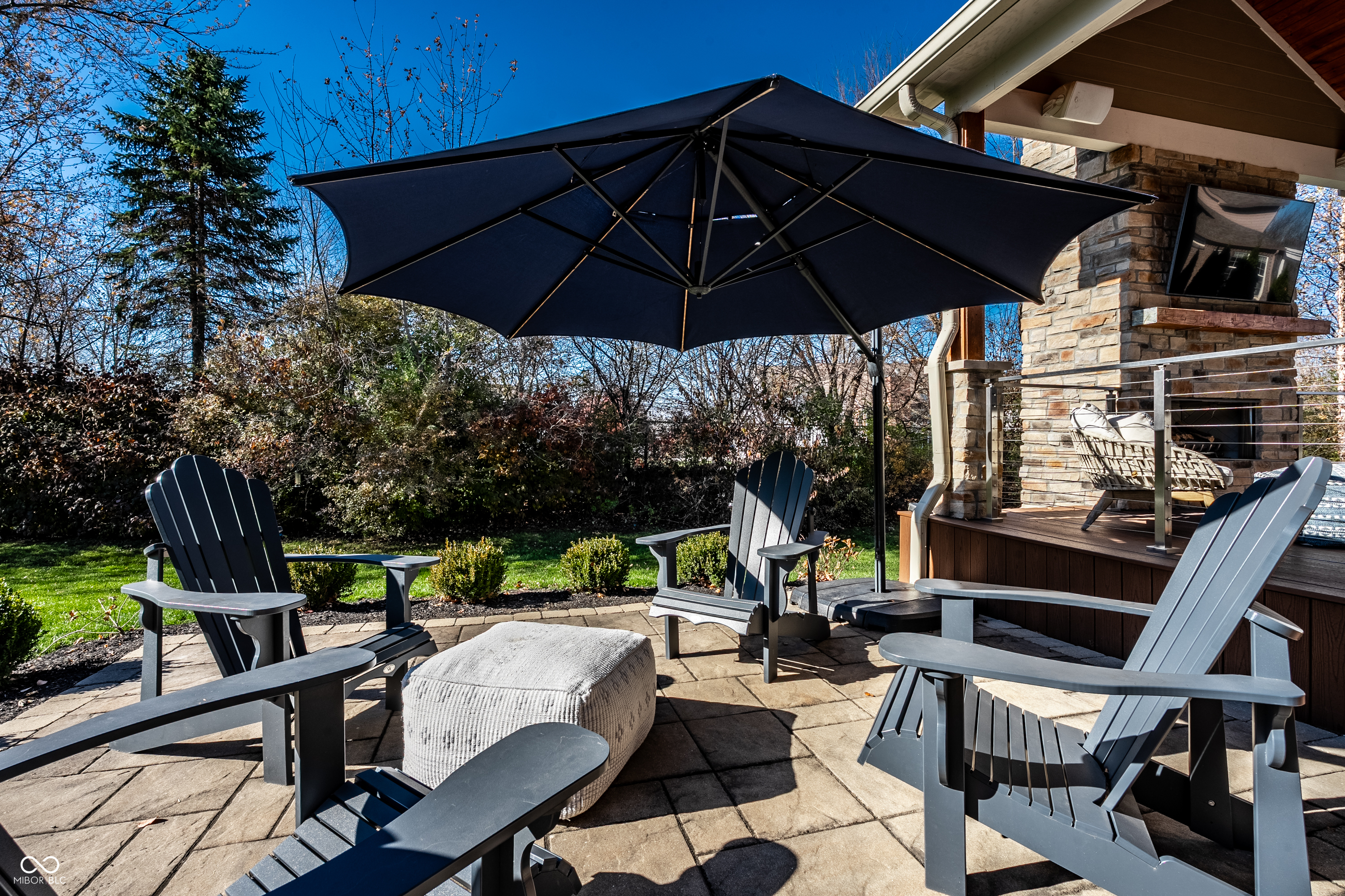 3800 Abney Point Drive