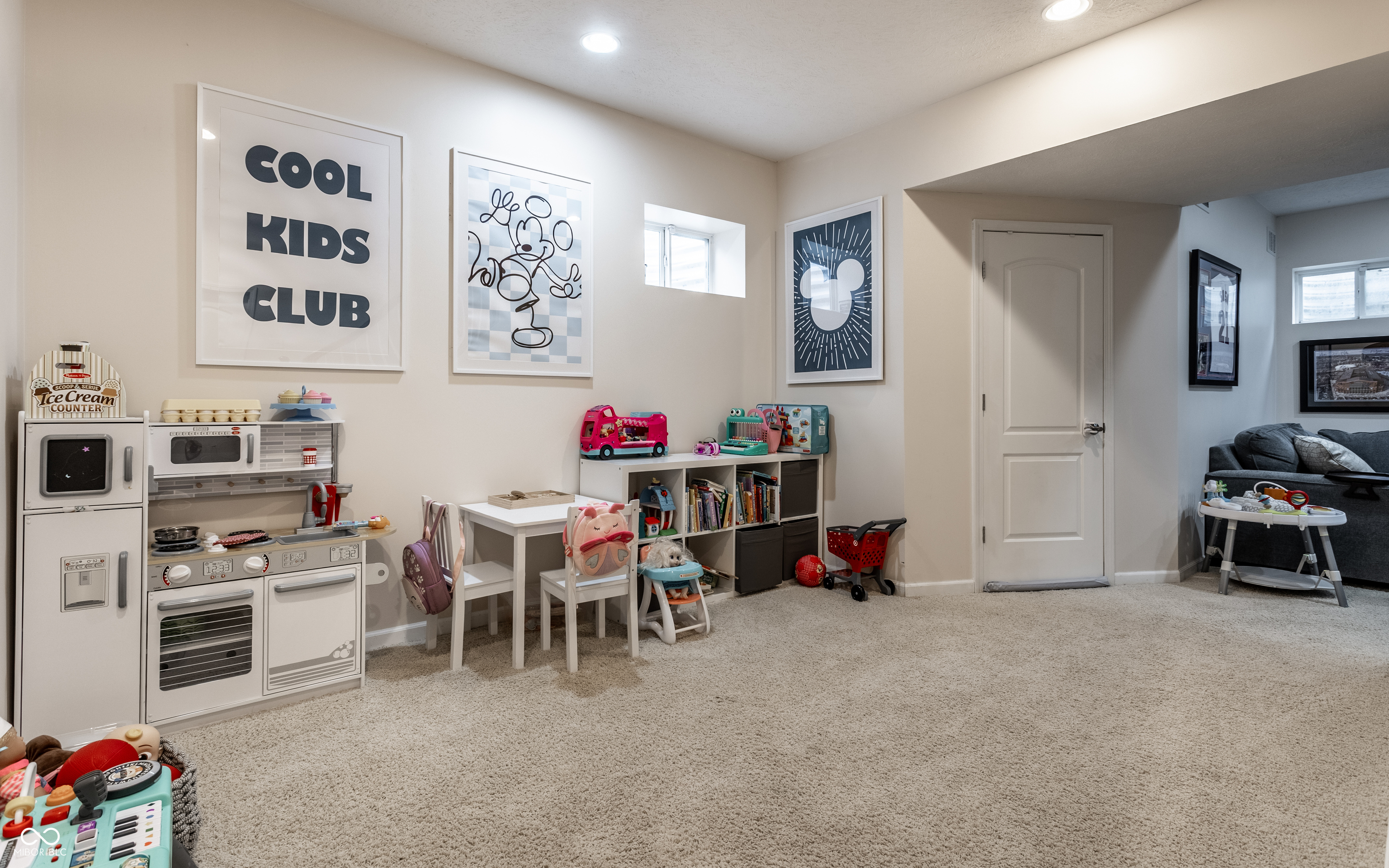 11833 Wedgeport Lane