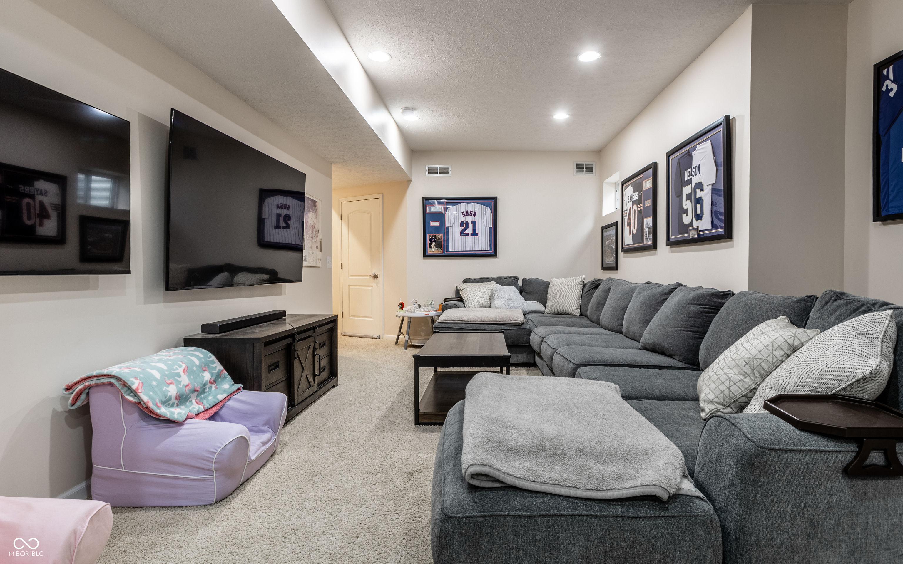 11833 Wedgeport Lane