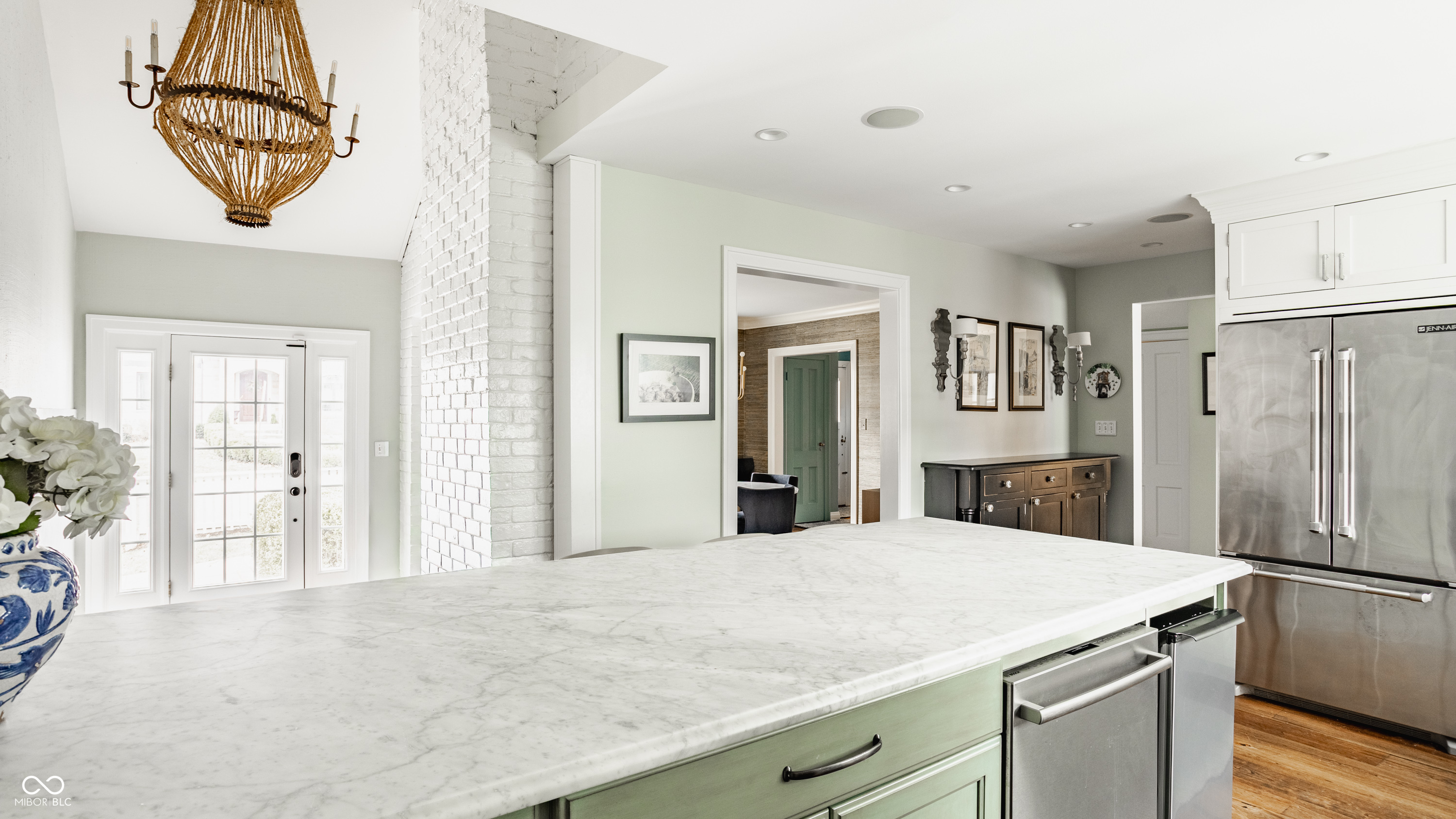 5401 N Illinois Street