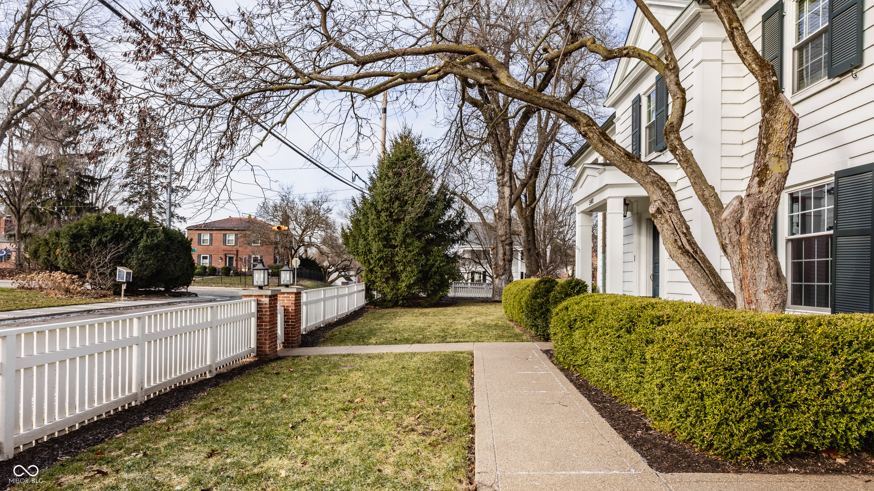 5401 N Illinois Street