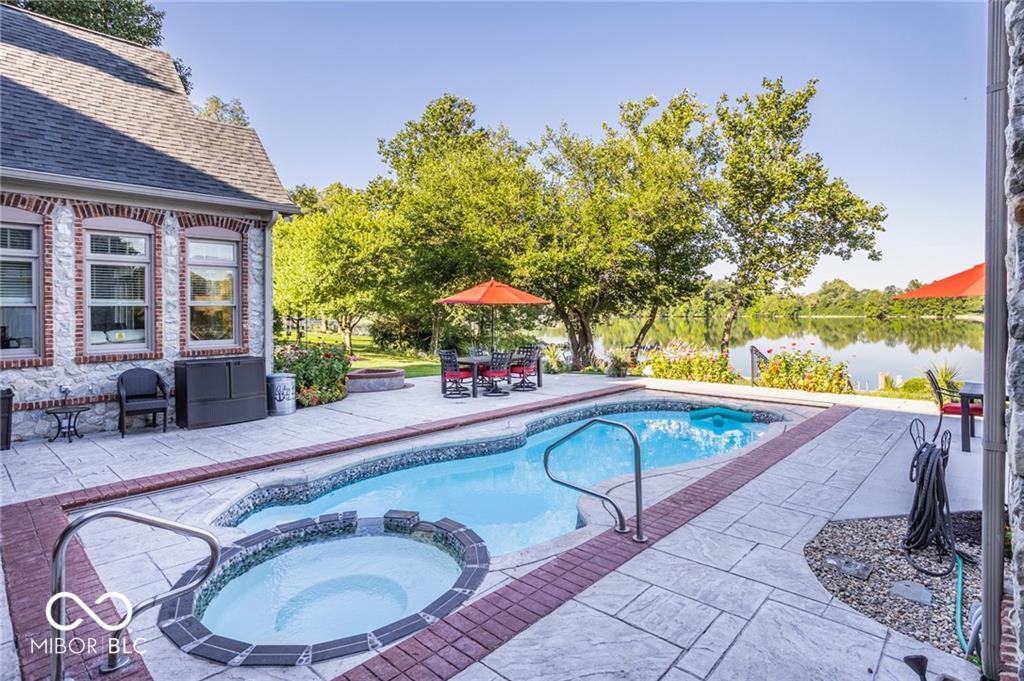 5760 E Fall Creek Parkway North Drive