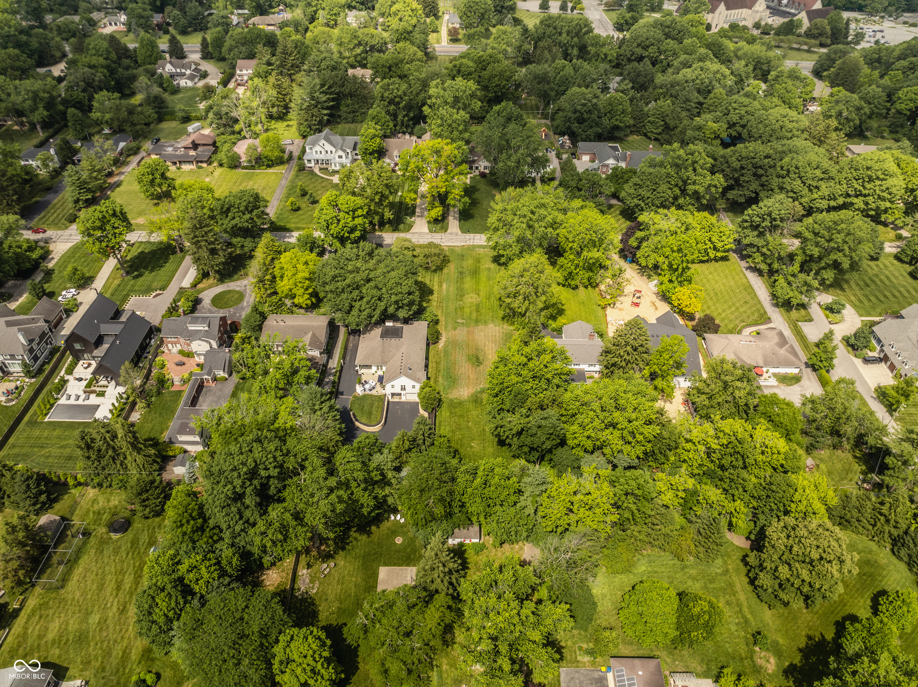 7655 N Pennsylvania Street