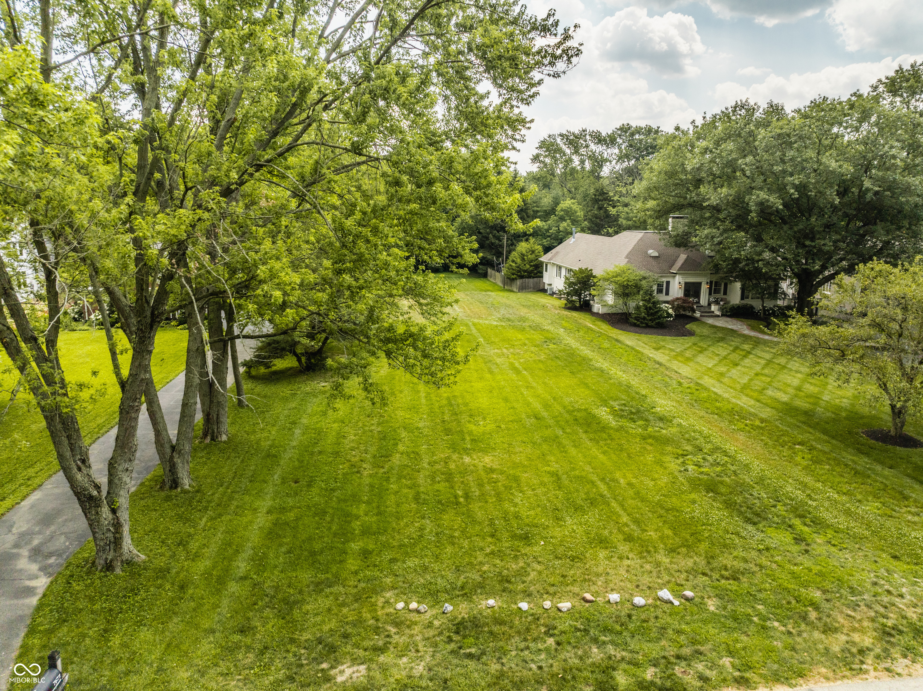 7655 N Pennsylvania Street