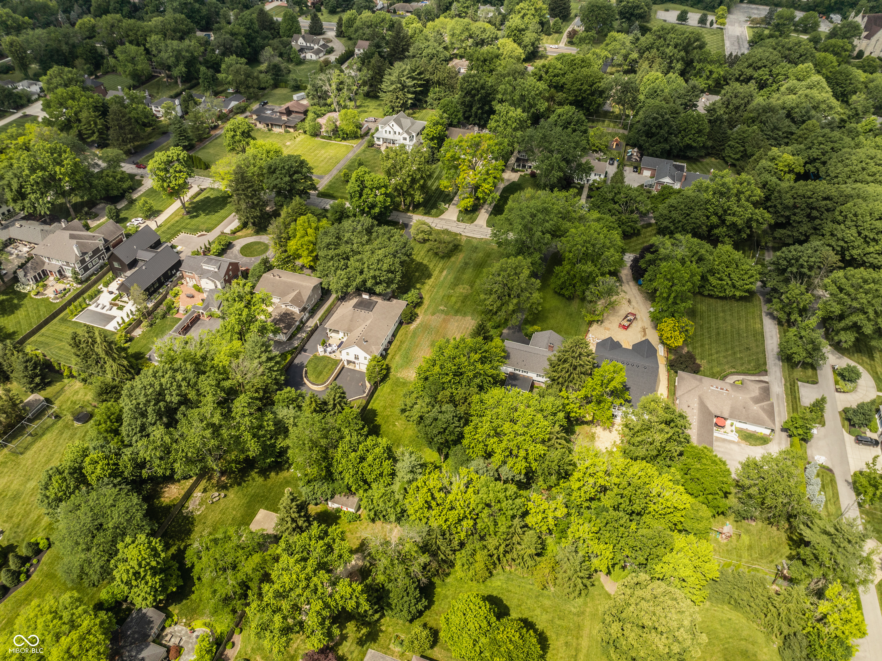 7655 N Pennsylvania Street