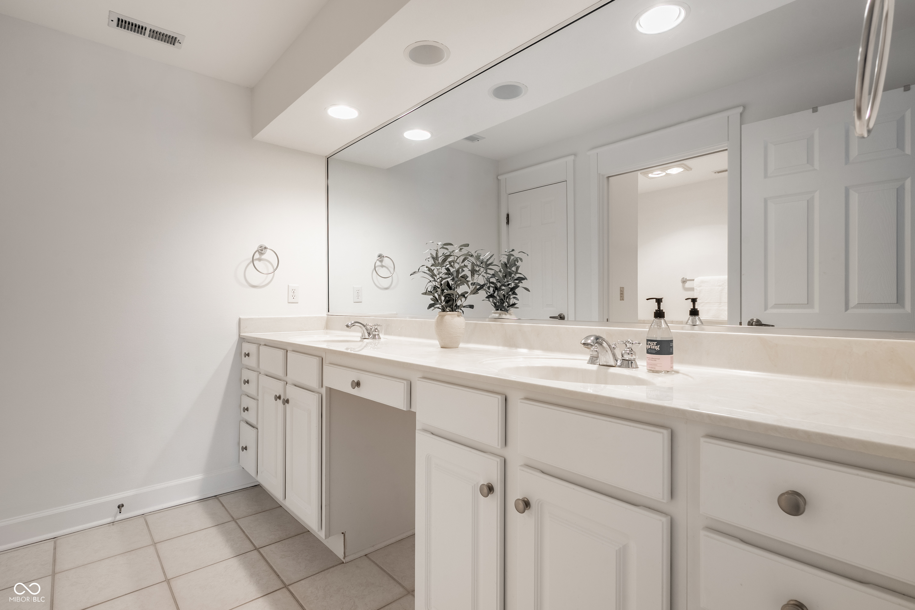 8651 Jaffa Court E Unit: 36