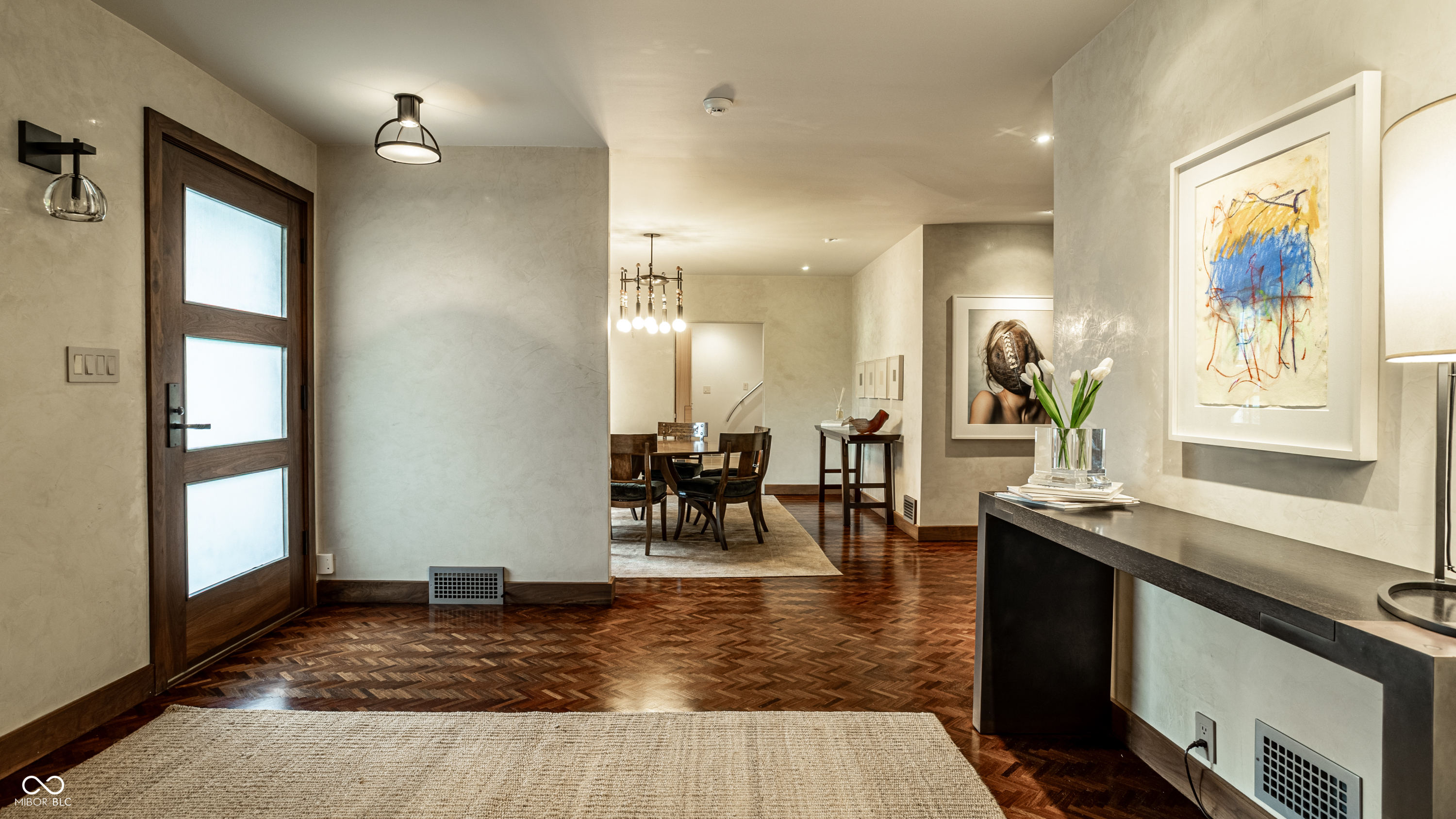 7440 N Illinois Street