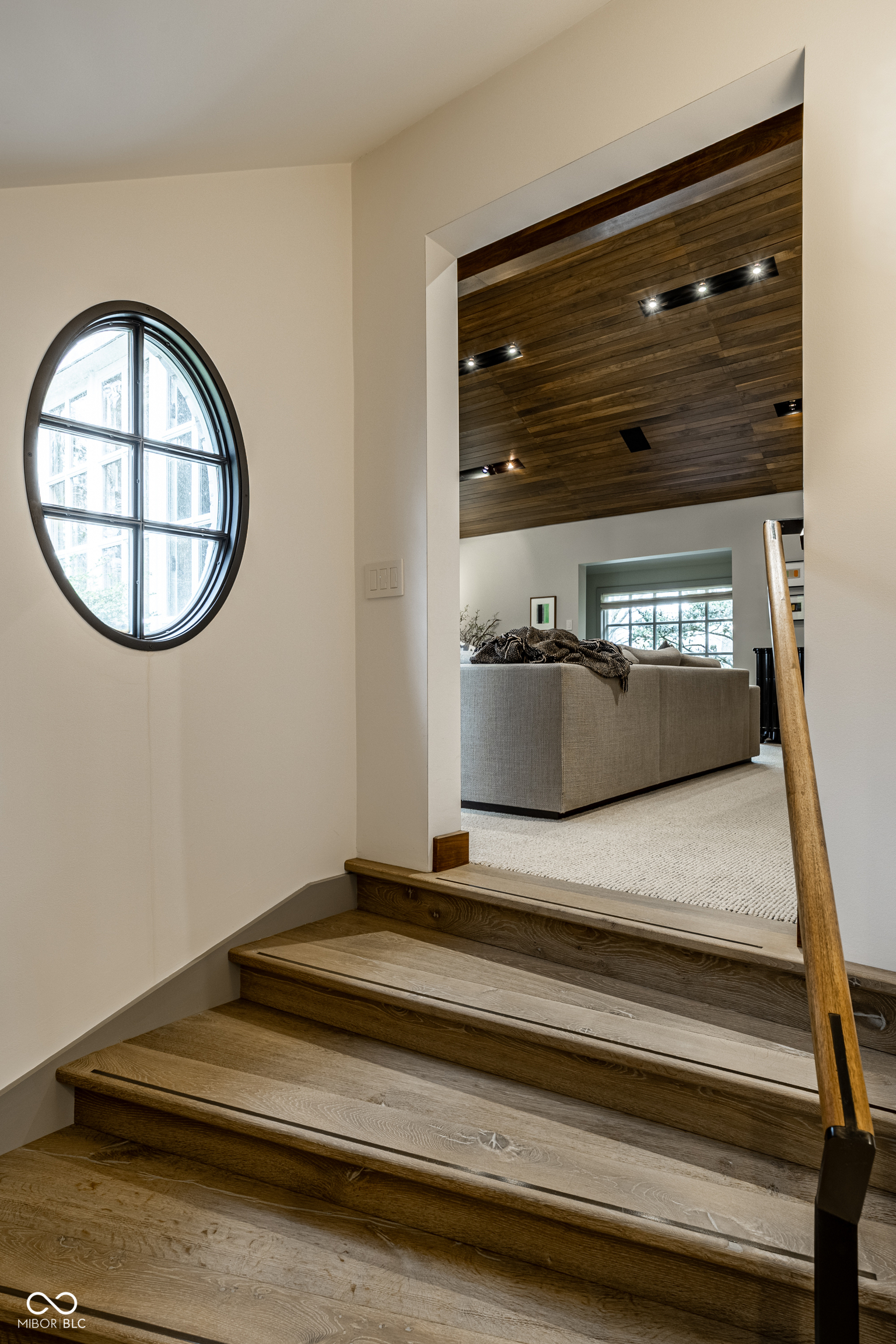 7440 N Illinois Street