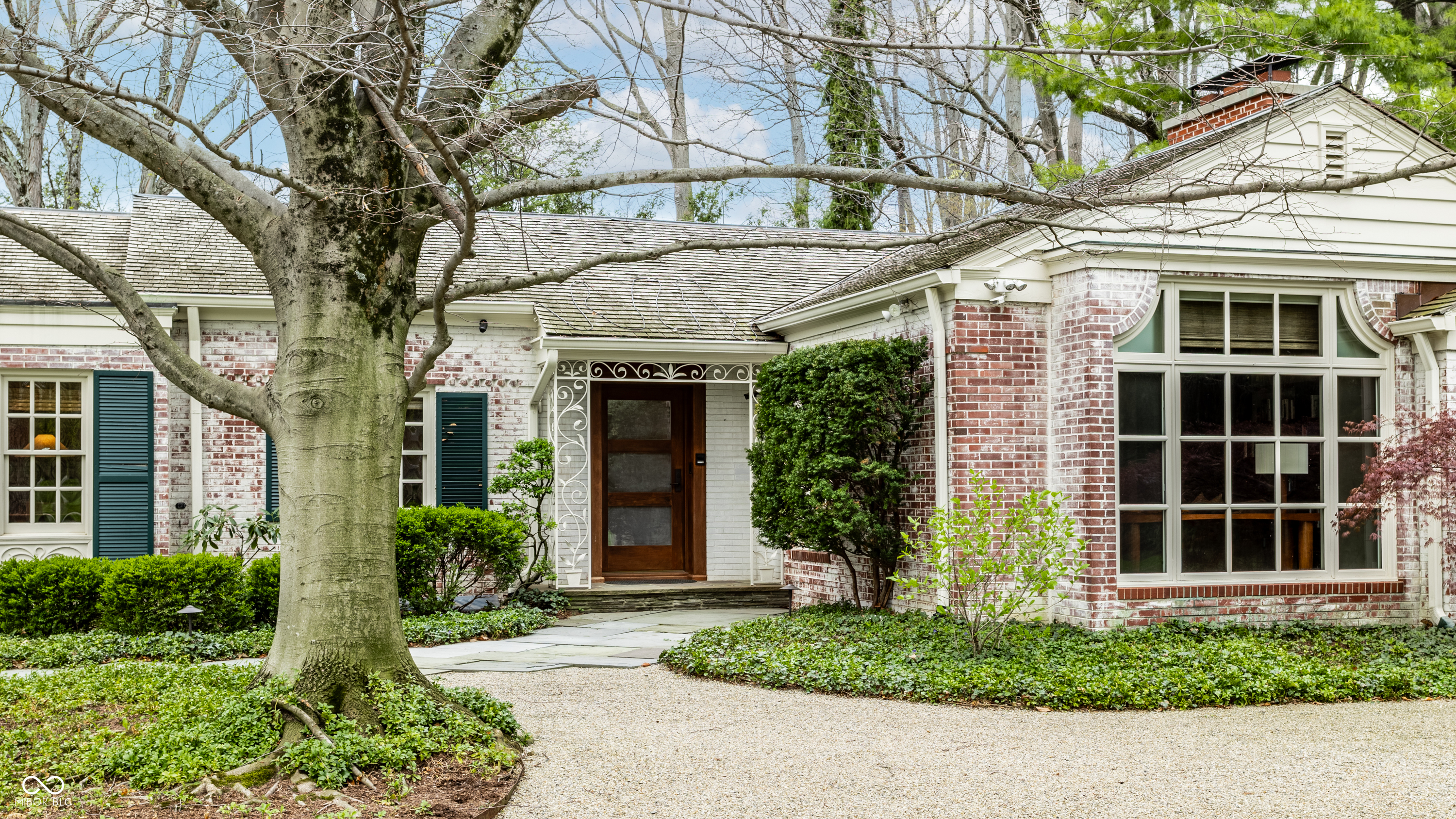 7440 N Illinois Street