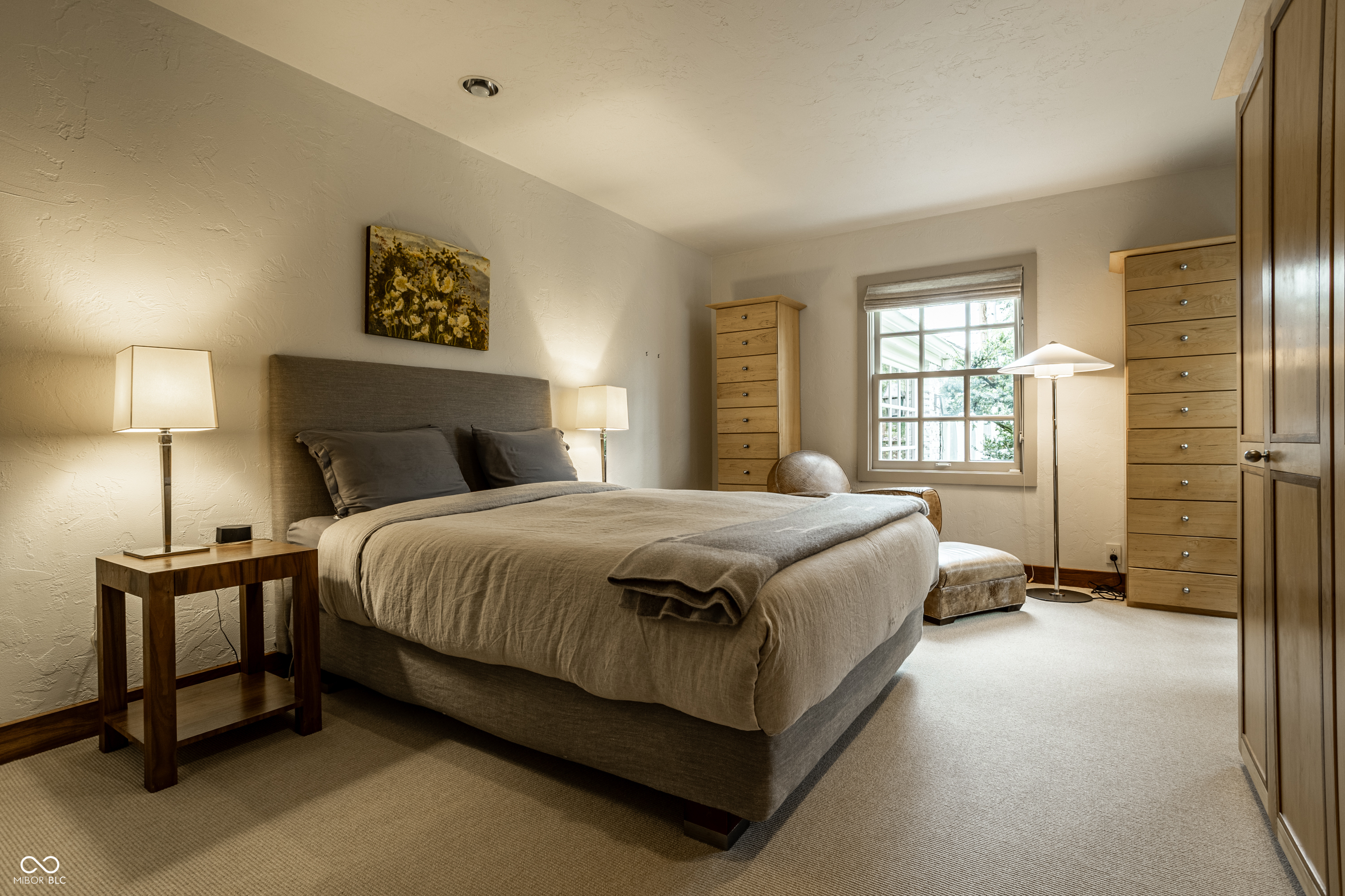 7440 N Illinois Street