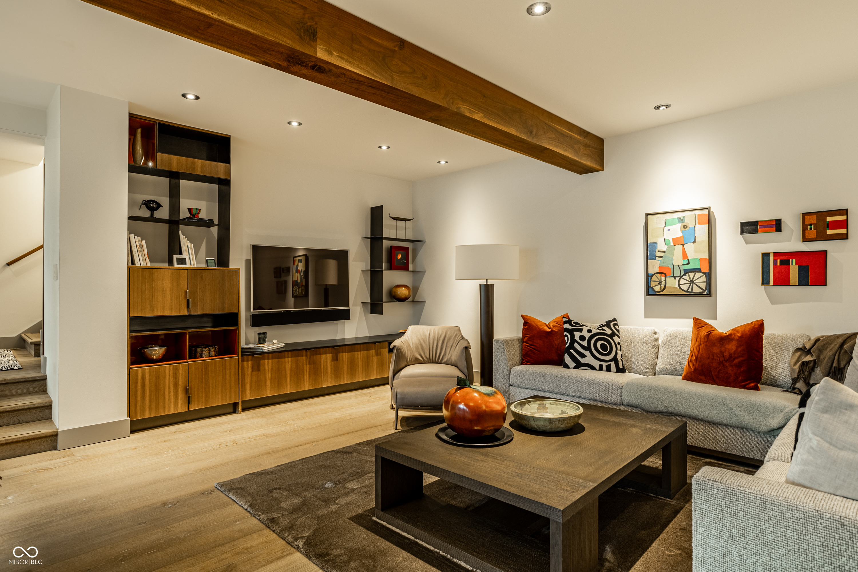 7440 N Illinois Street