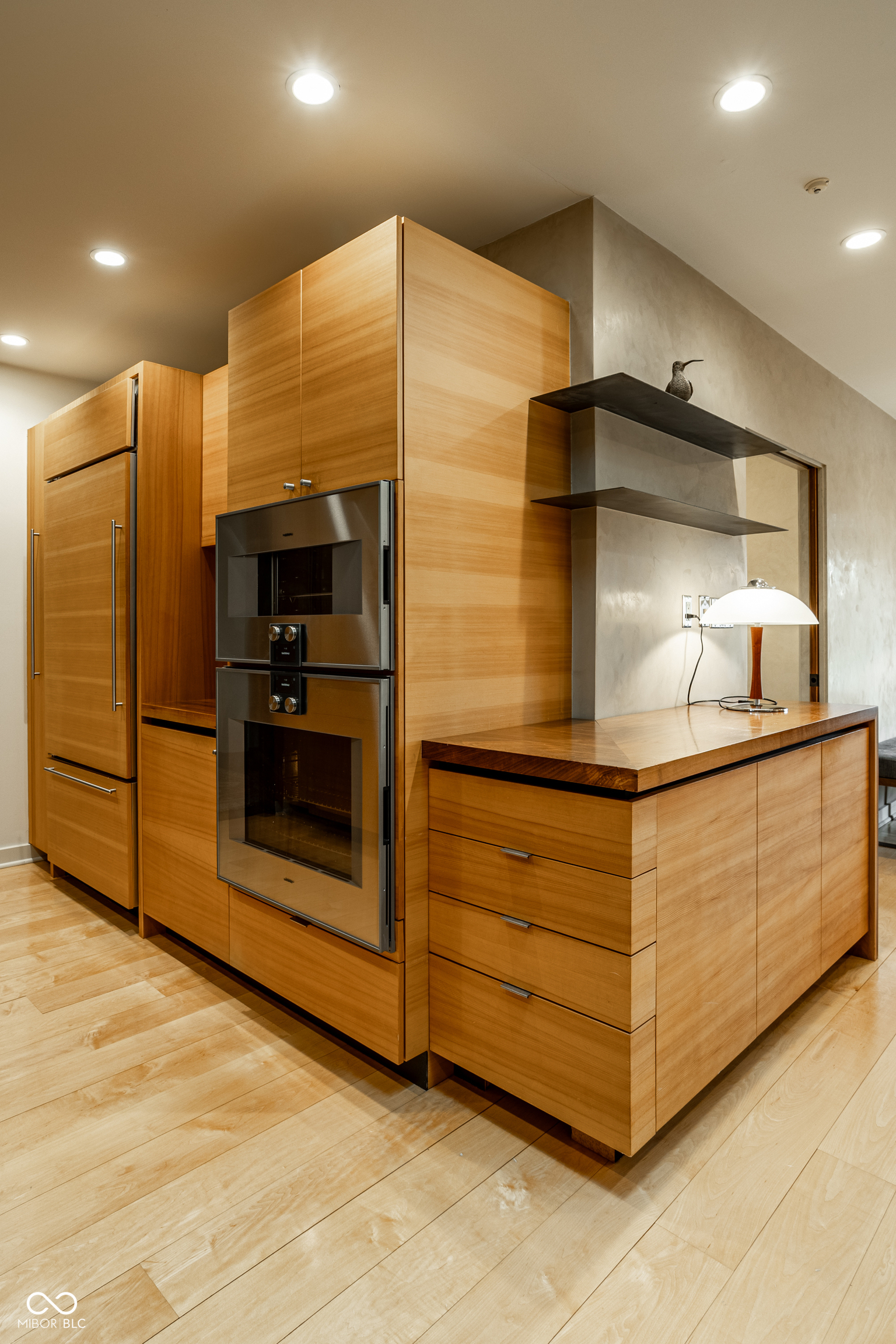 7440 N Illinois Street