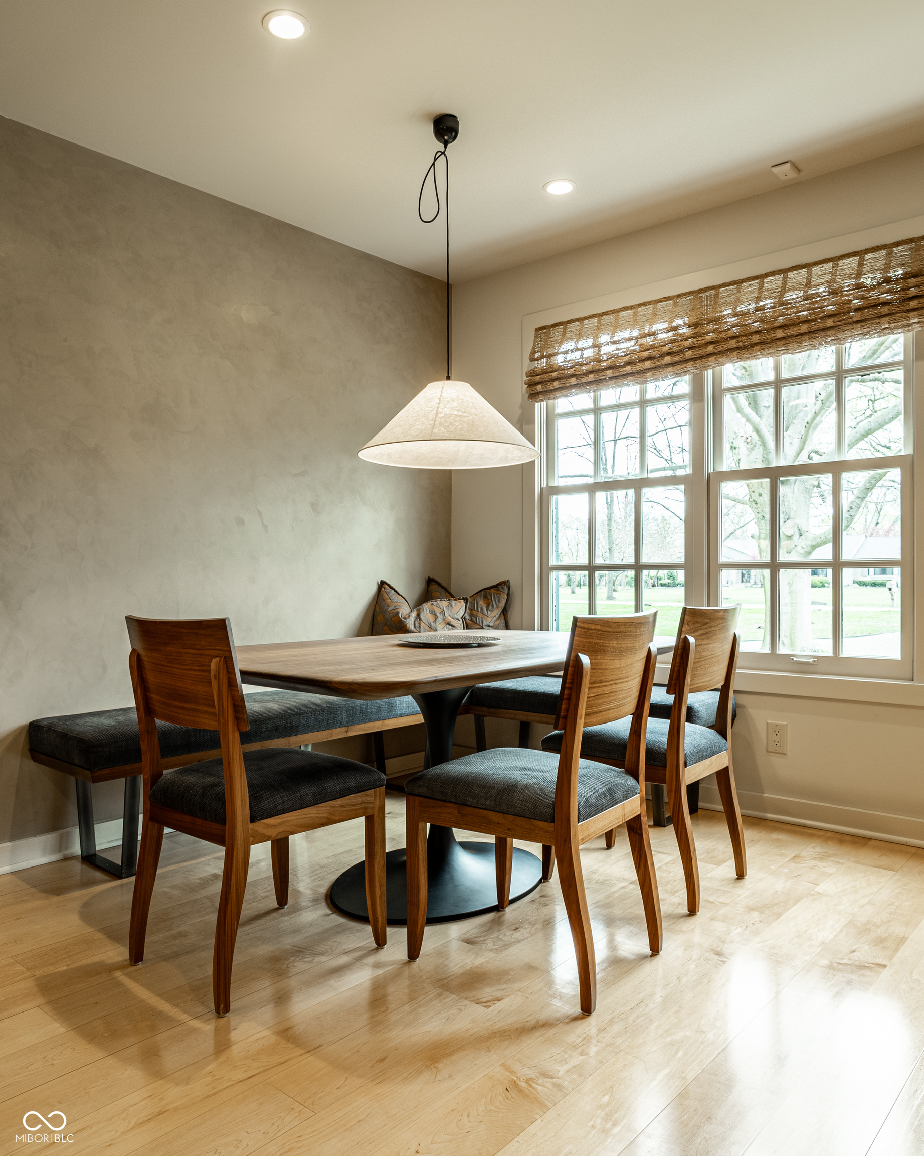 7440 N Illinois Street