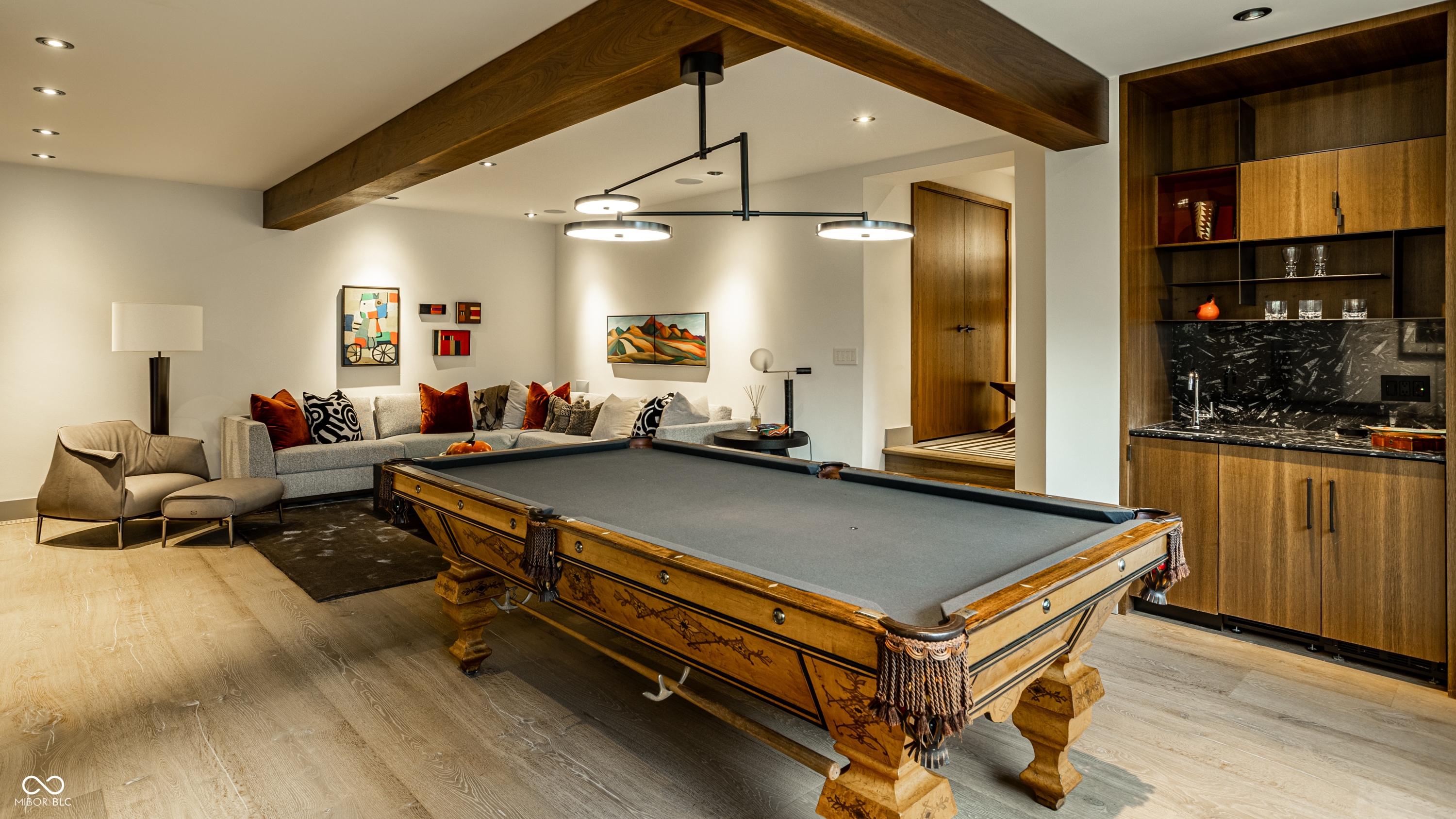 7440 N Illinois Street