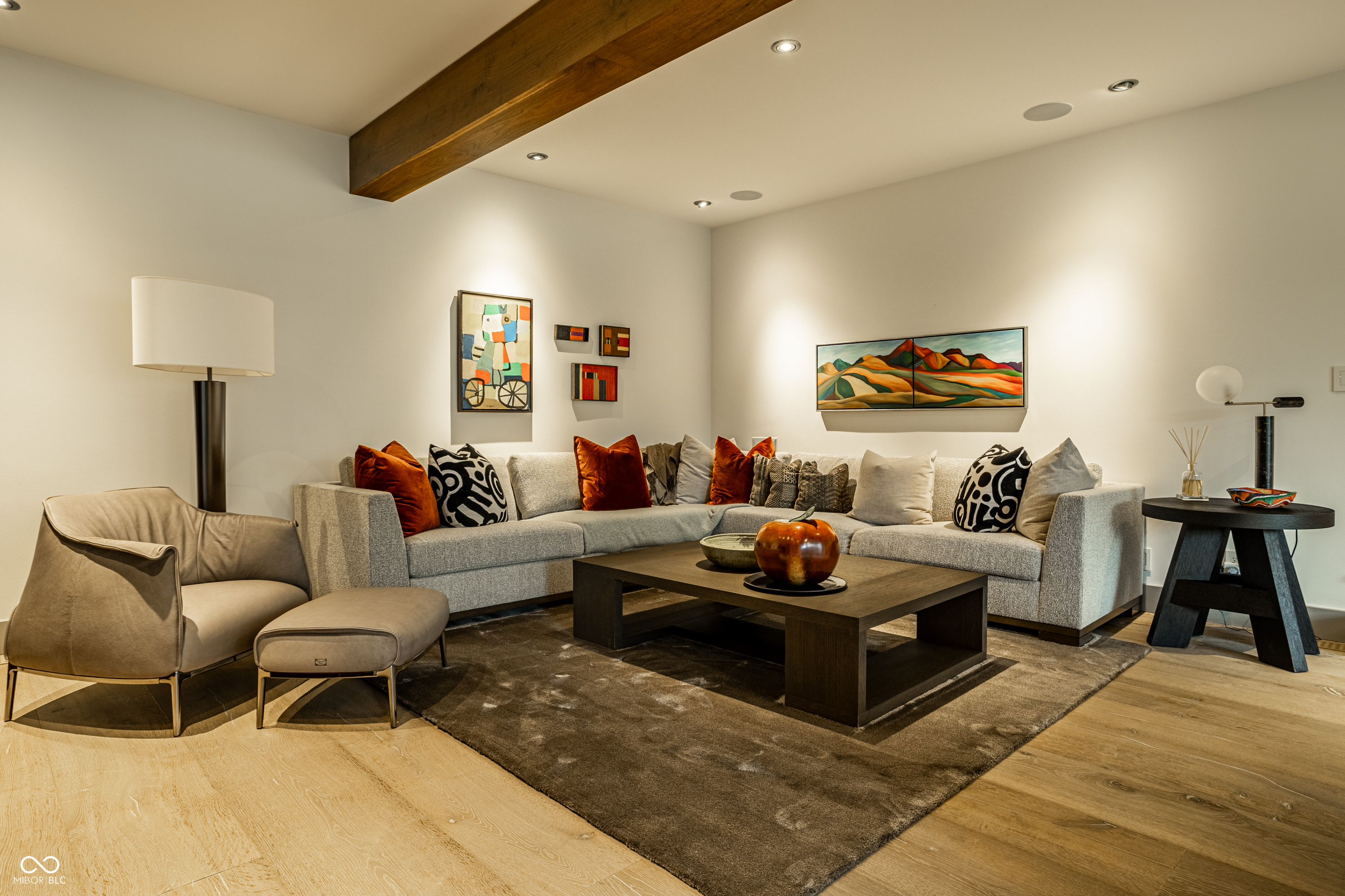 7440 N Illinois Street