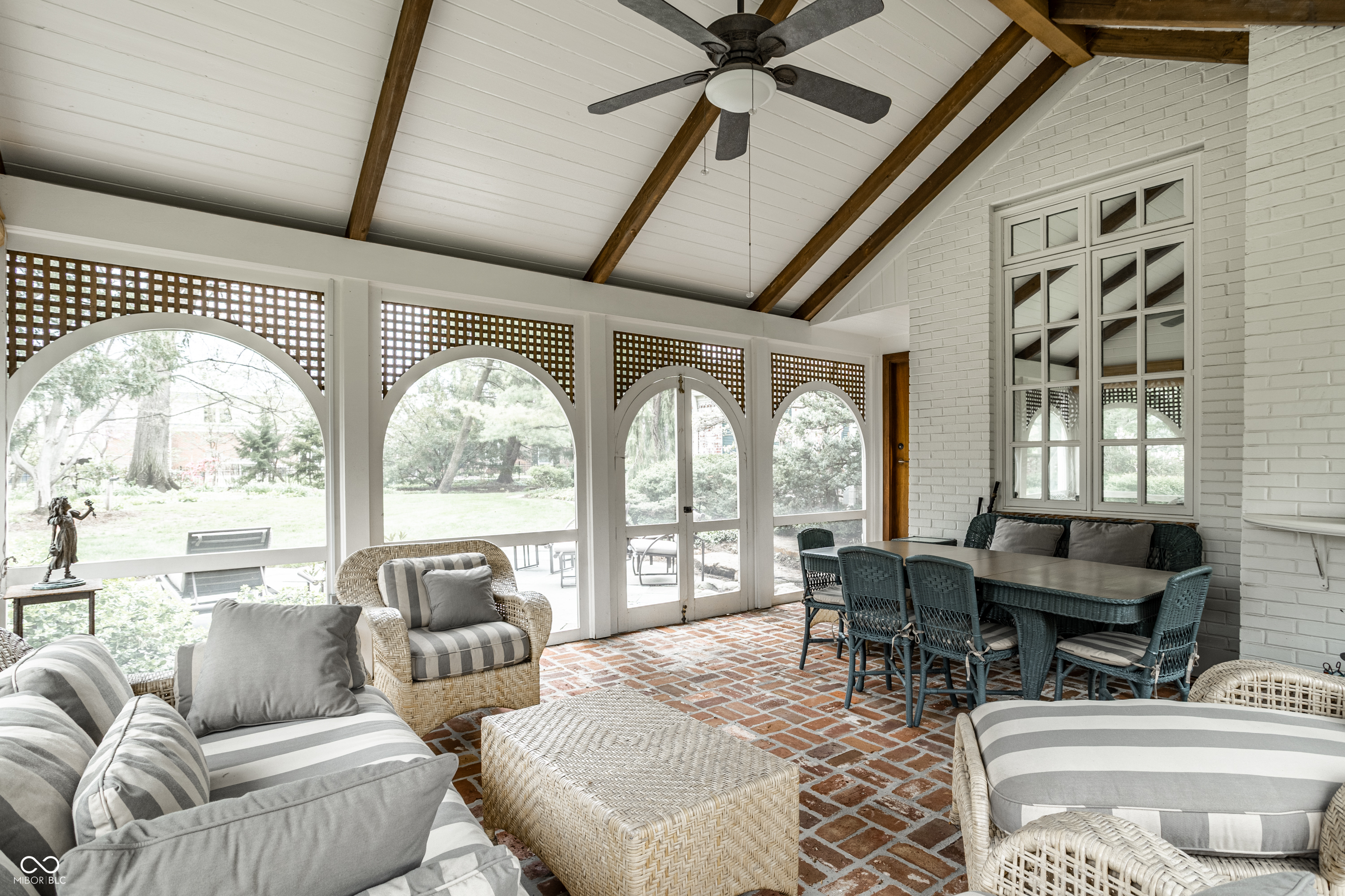 7440 N Illinois Street