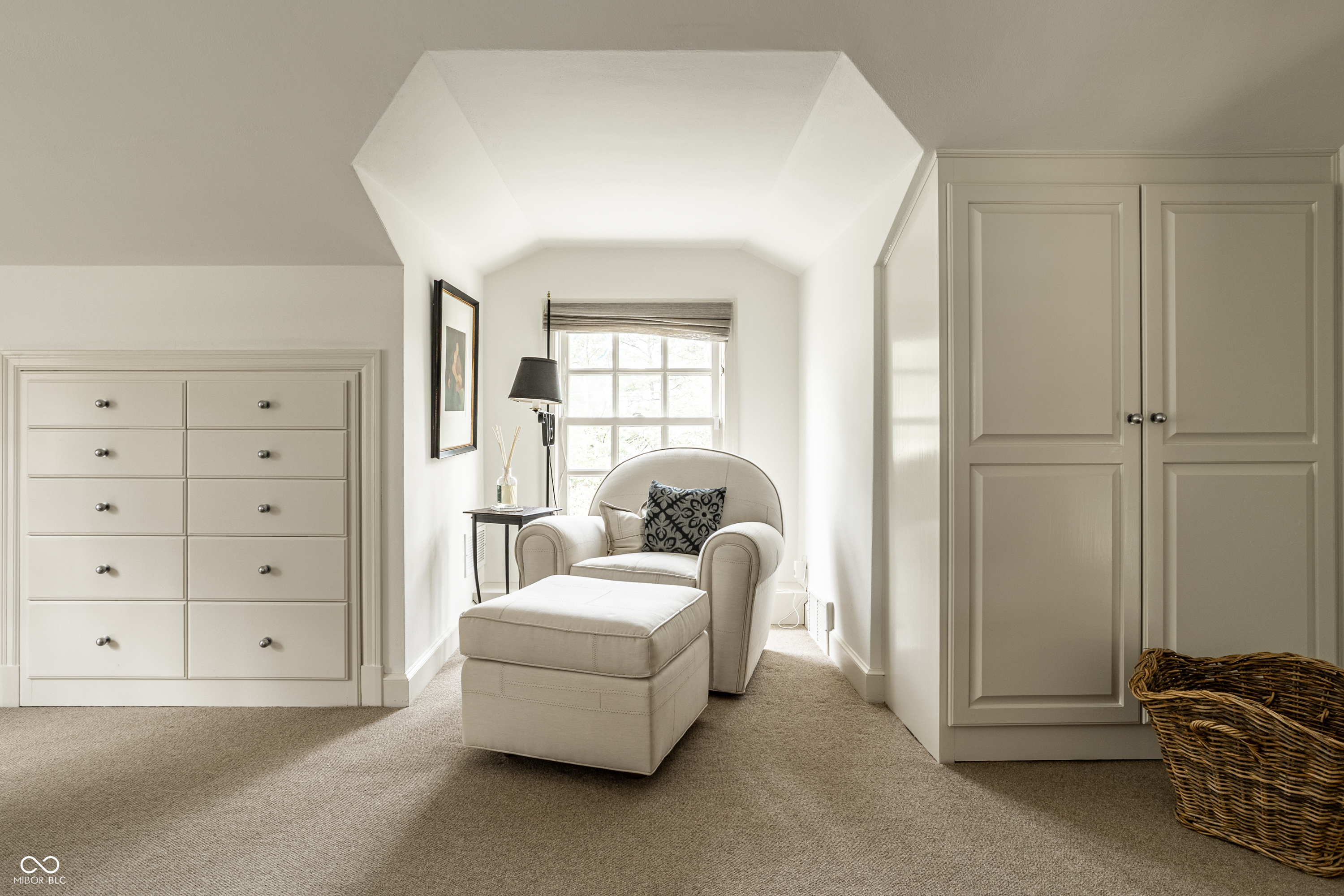 7440 N Illinois Street